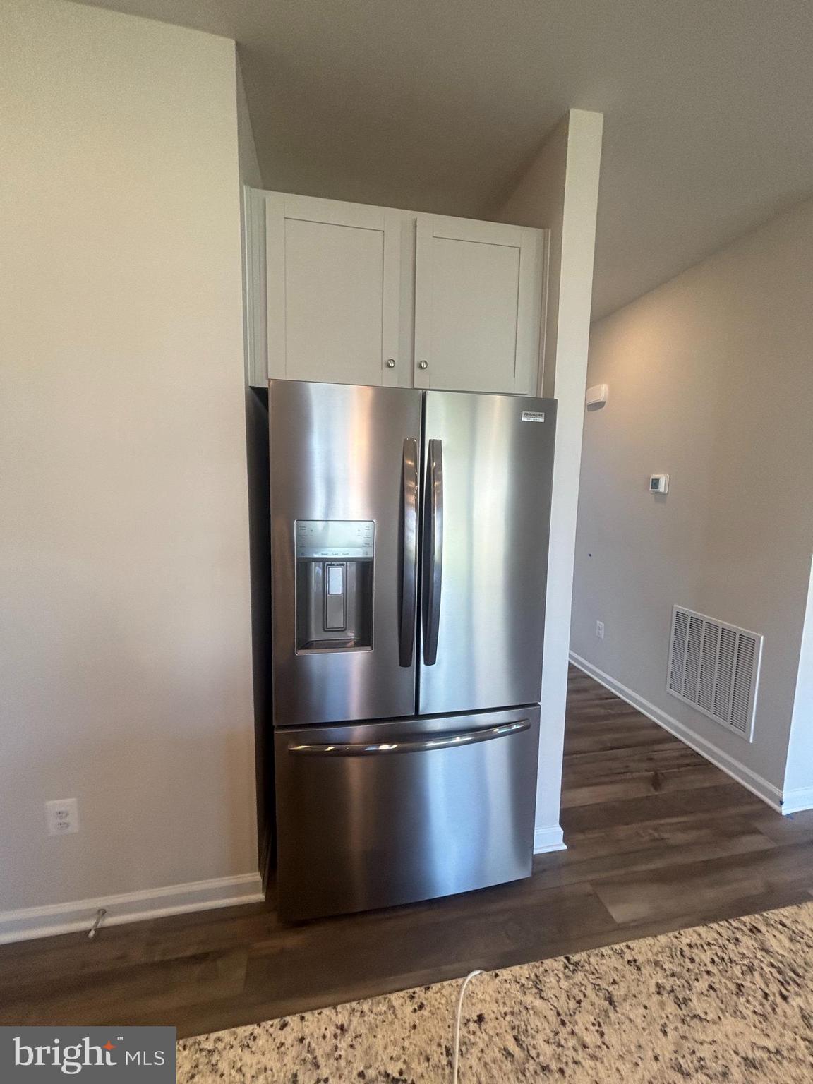 RED CLOVER MEADOWS - Residential Lease