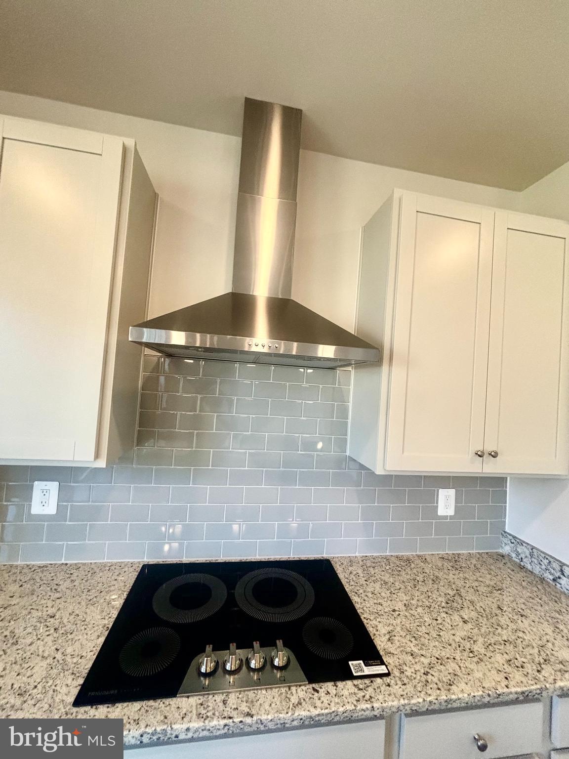RED CLOVER MEADOWS - Residential Lease