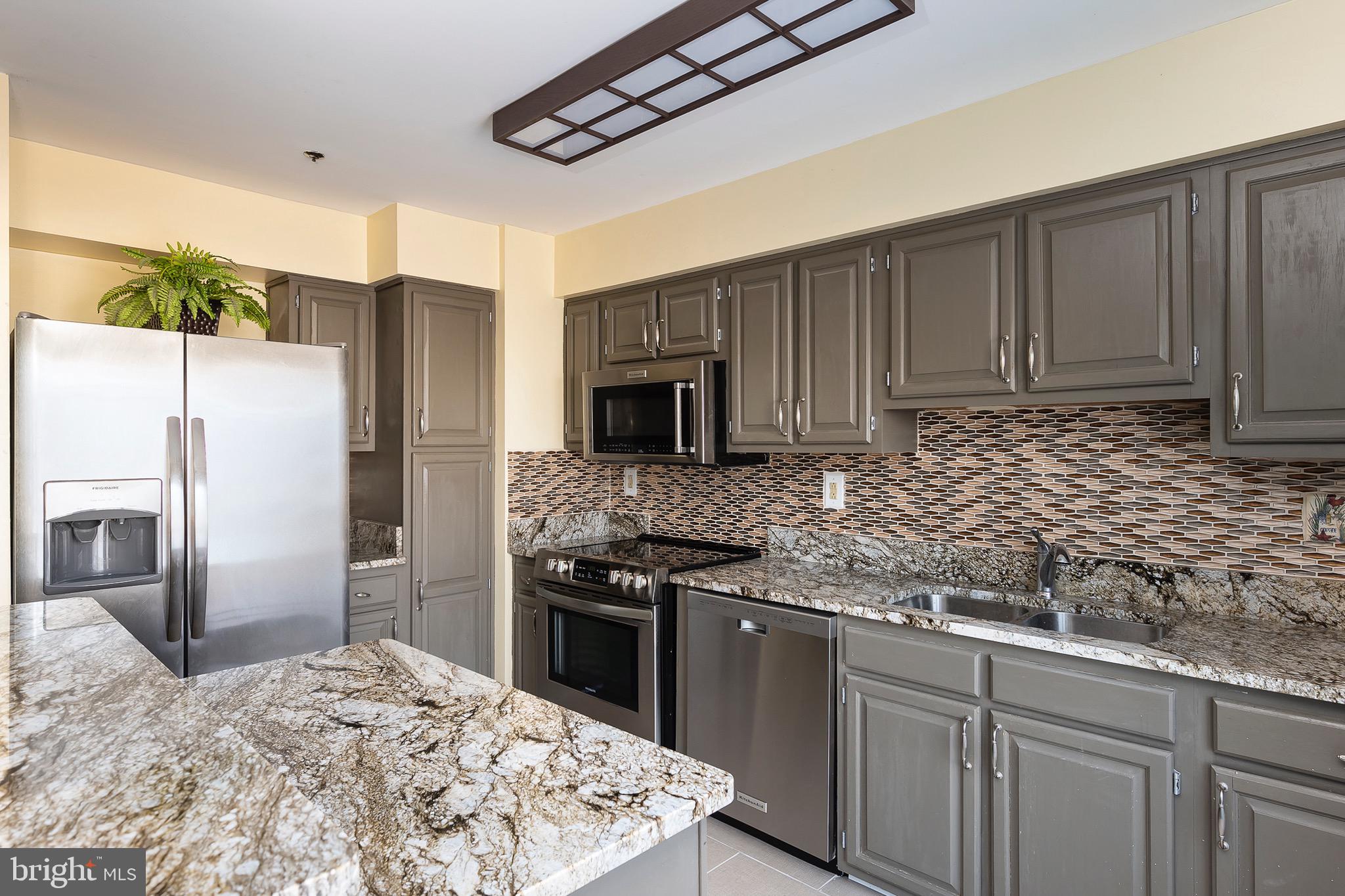 ESSINGTON - Residential