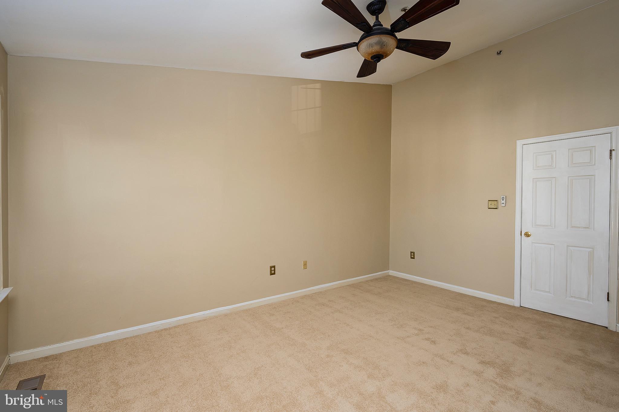 ESSINGTON - Residential