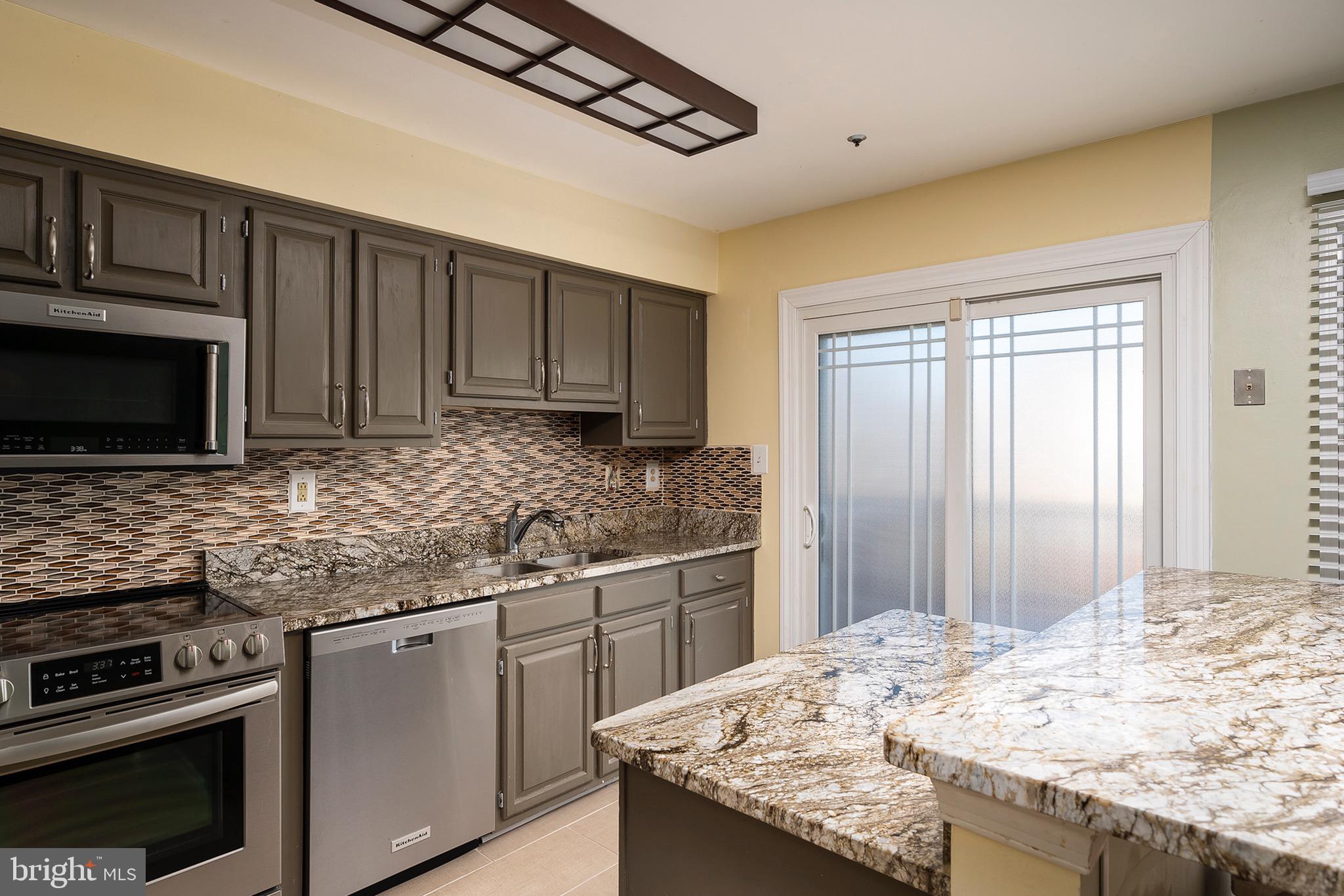 ESSINGTON - Residential