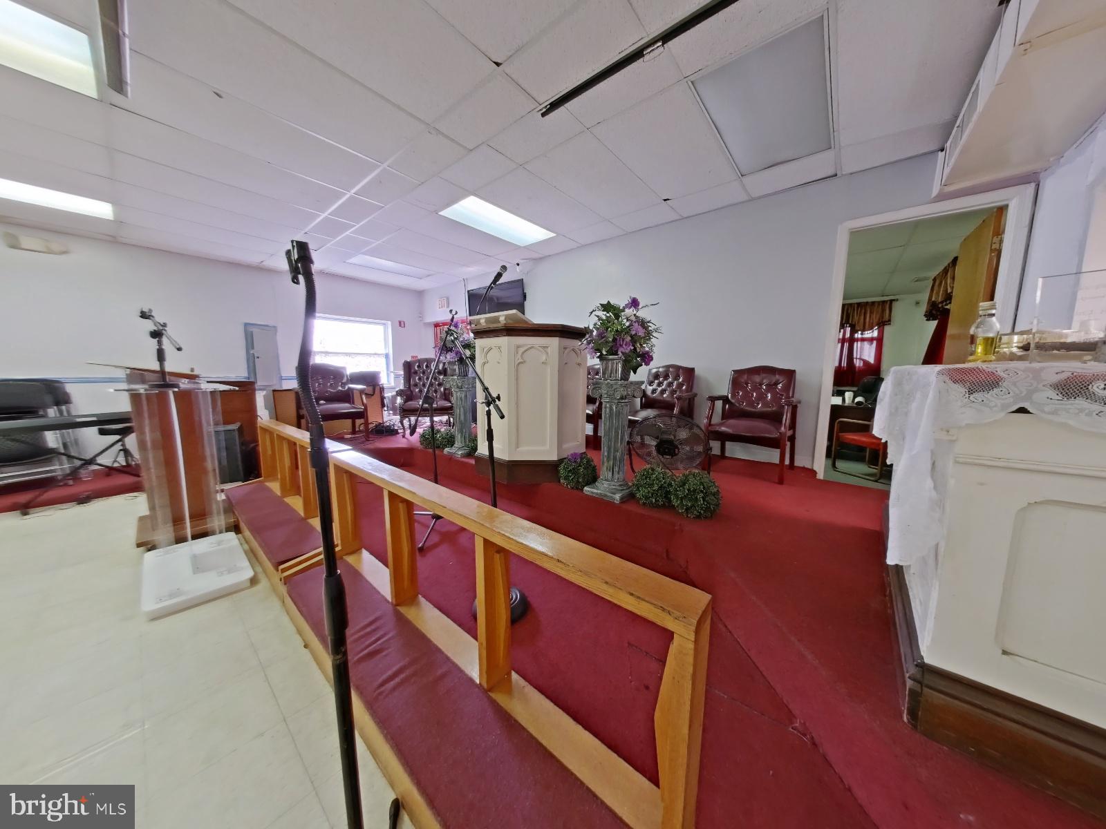 FRANKLINVILLE - Commercial Sale