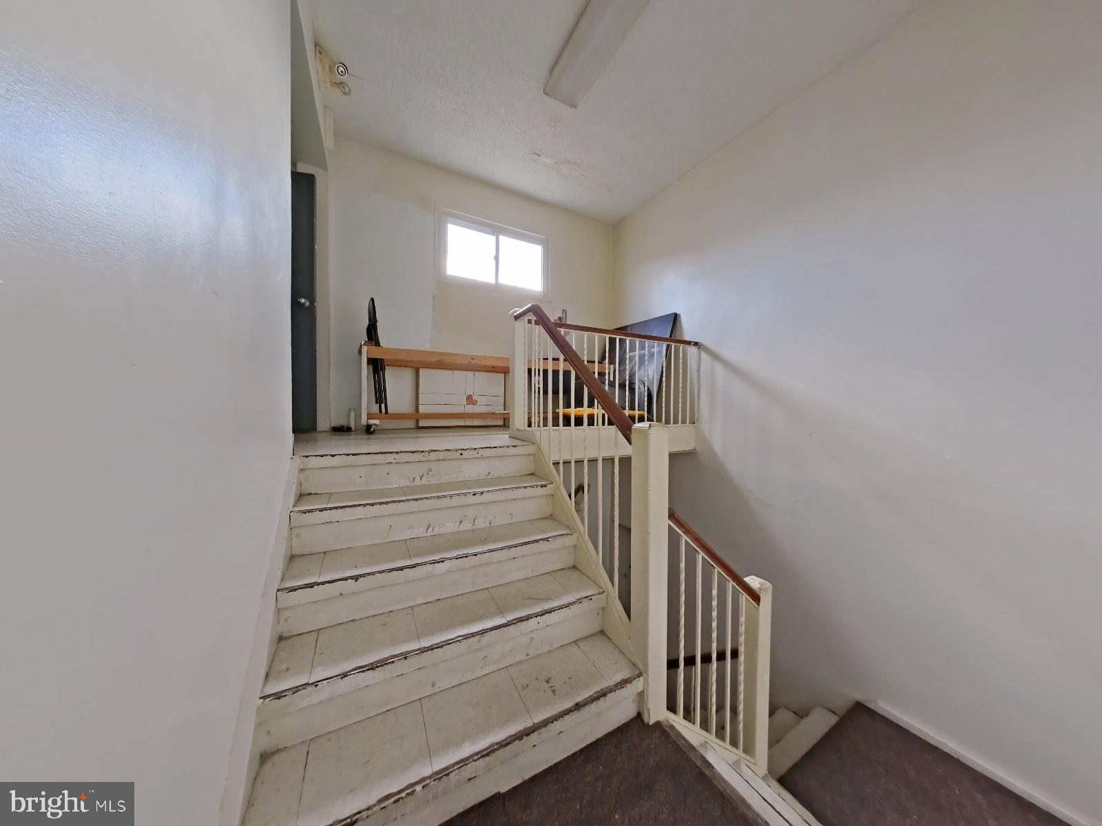 FRANKLINVILLE - Commercial Sale