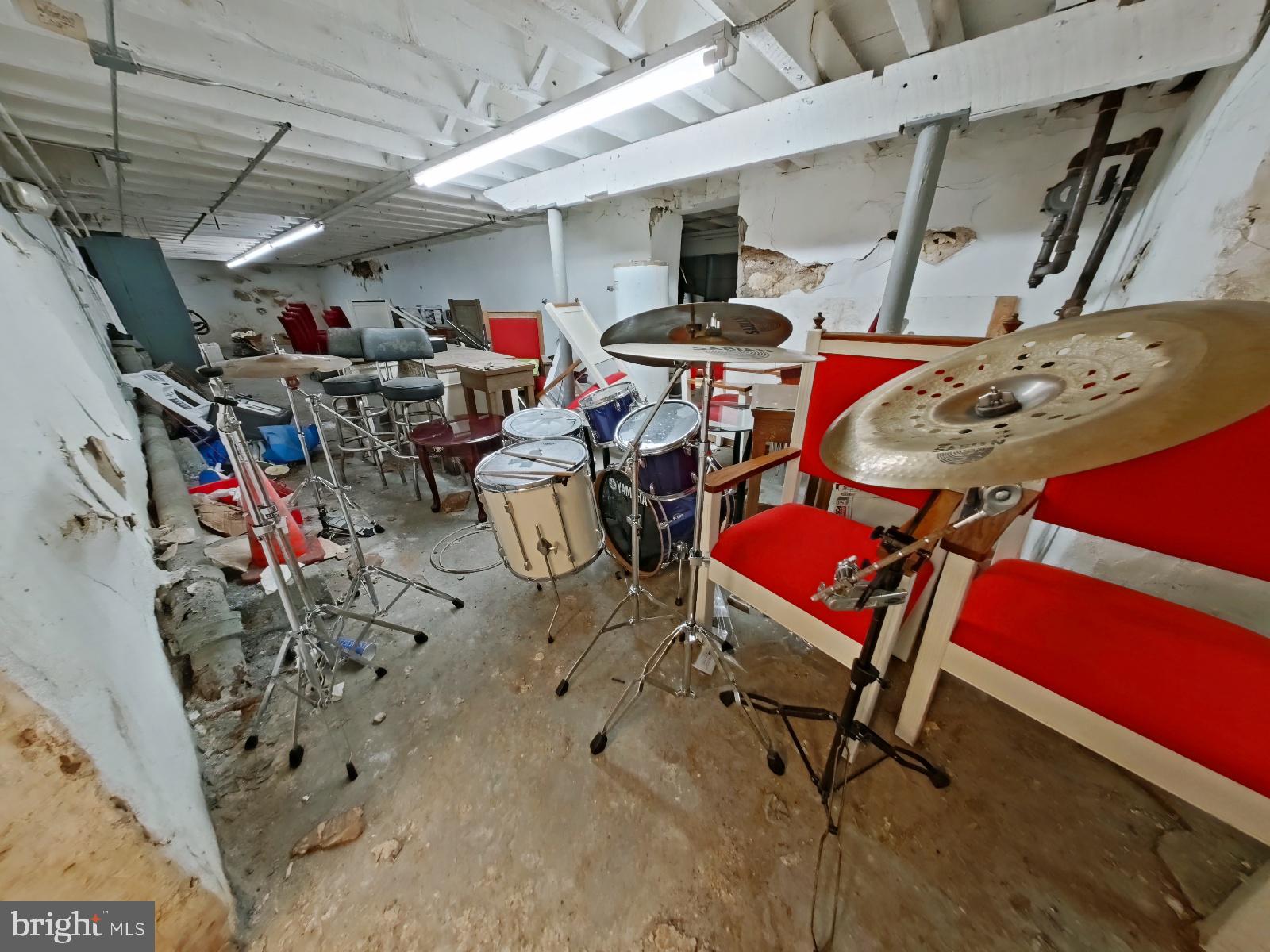 FRANKLINVILLE - Commercial Sale