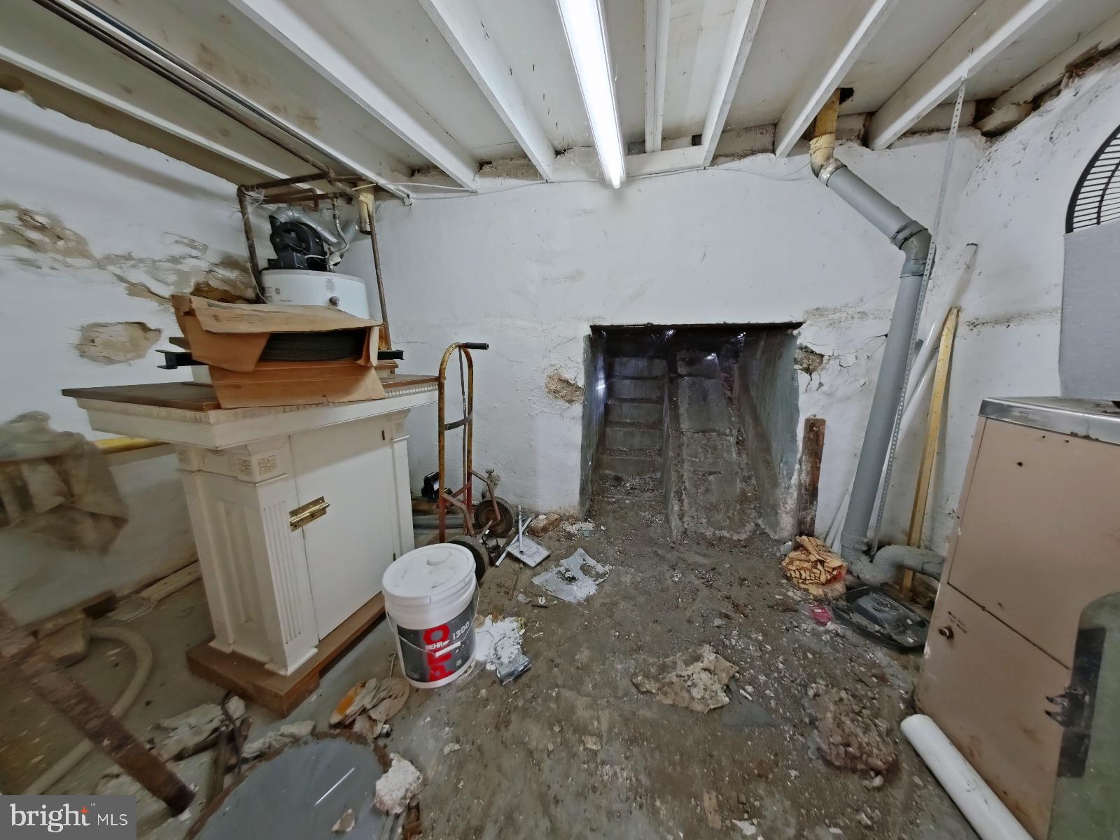 FRANKLINVILLE - Commercial Sale