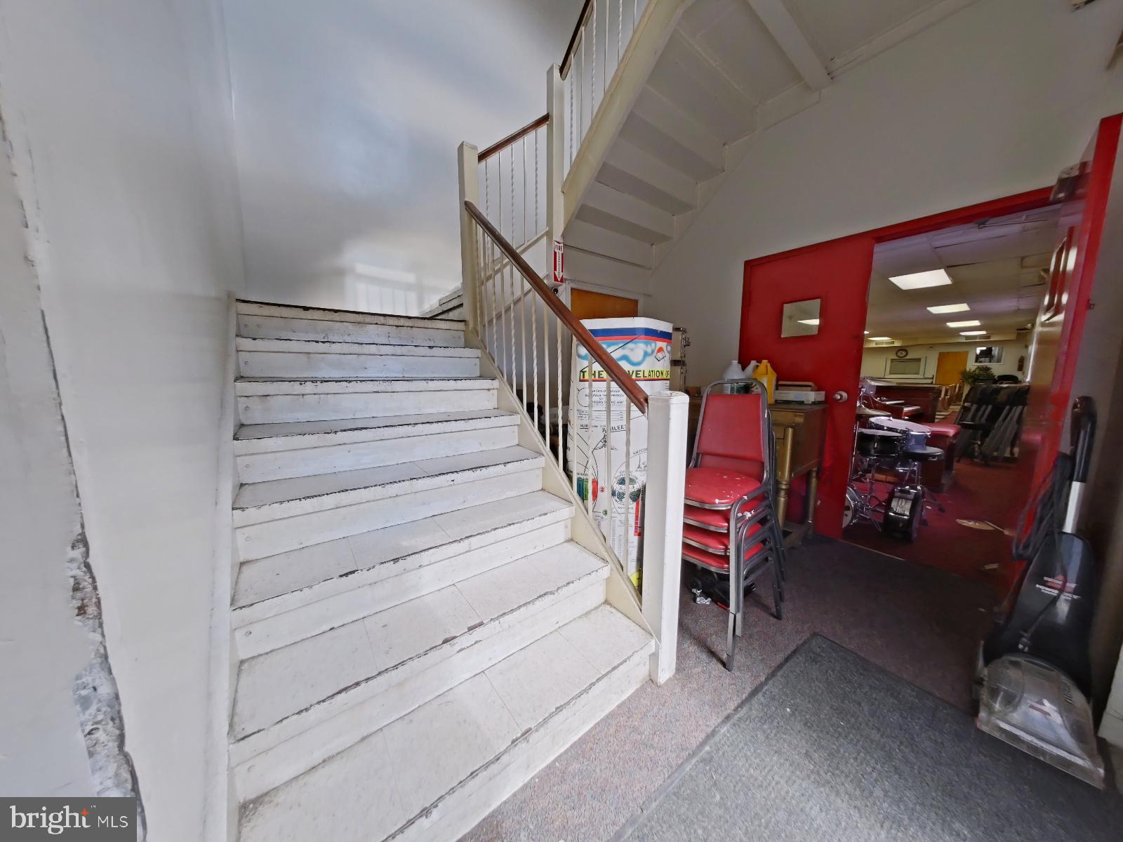 FRANKLINVILLE - Commercial Sale