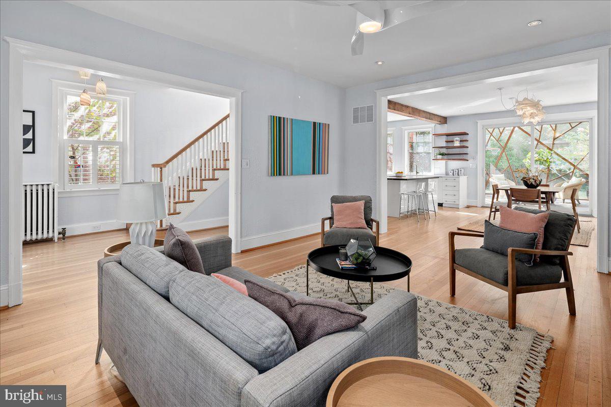 1724 TAYLOR STREET NW