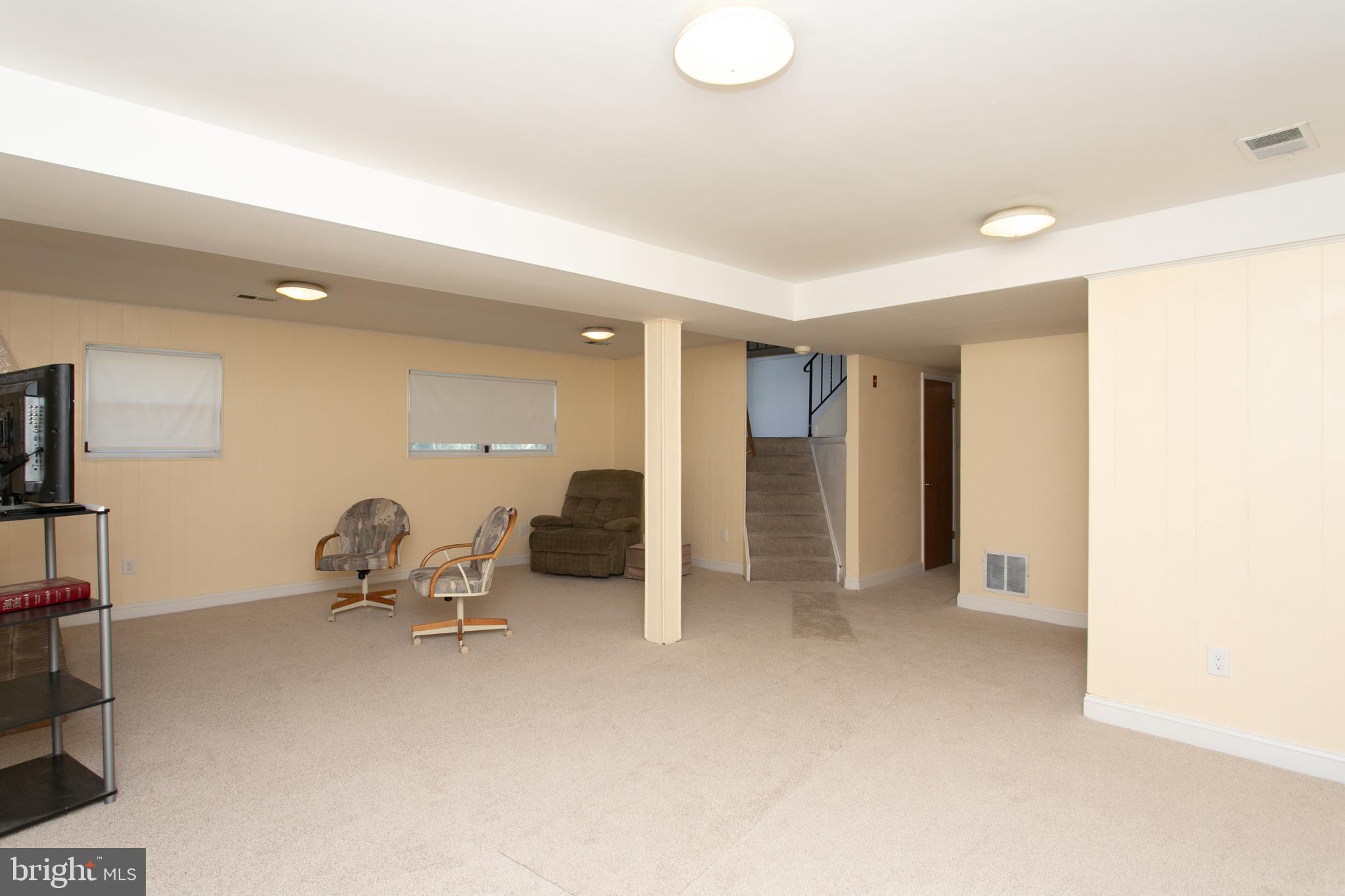 POMFRET ESTATES - Residential