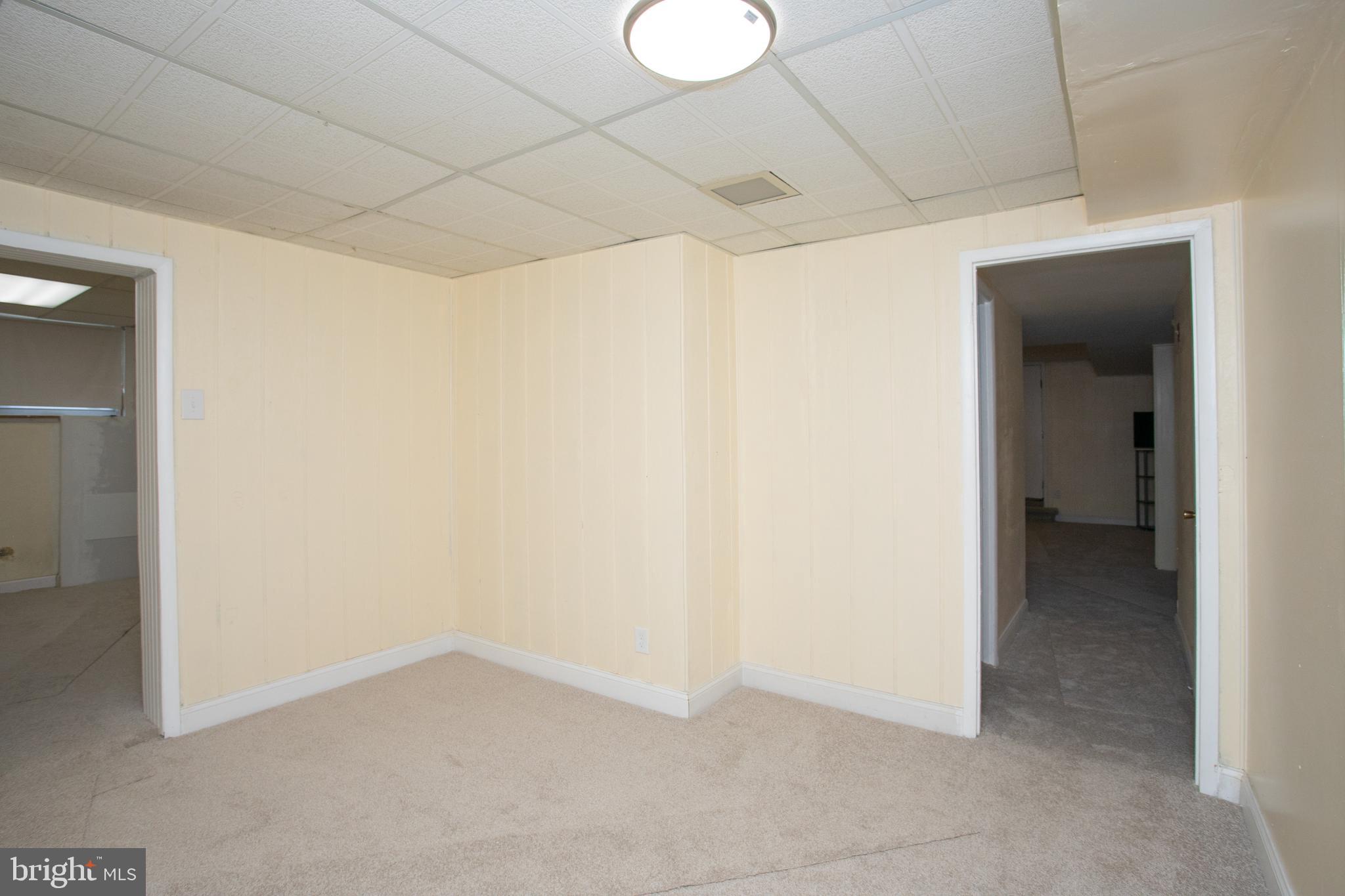 POMFRET ESTATES - Residential