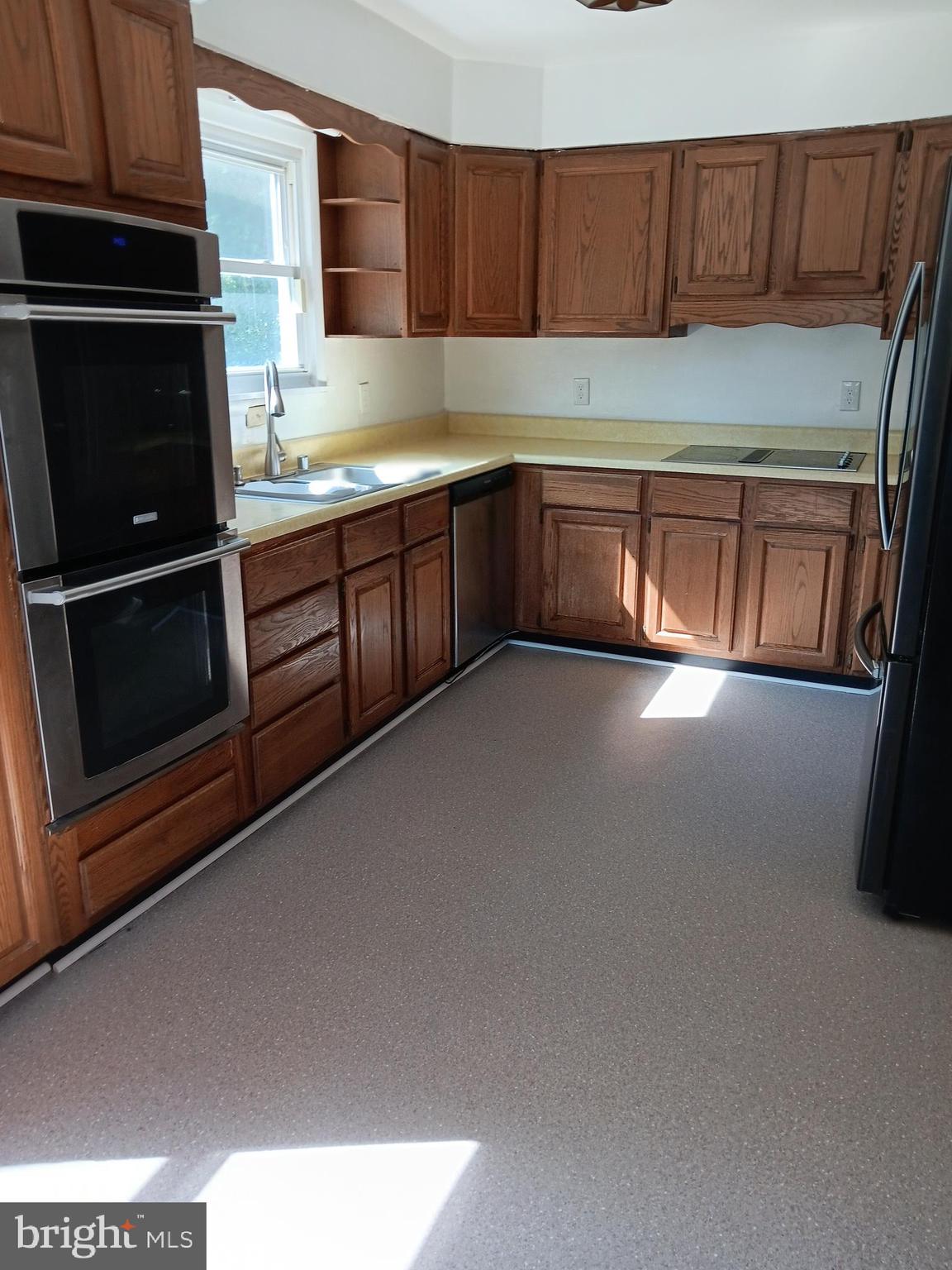 POMFRET ESTATES - Residential