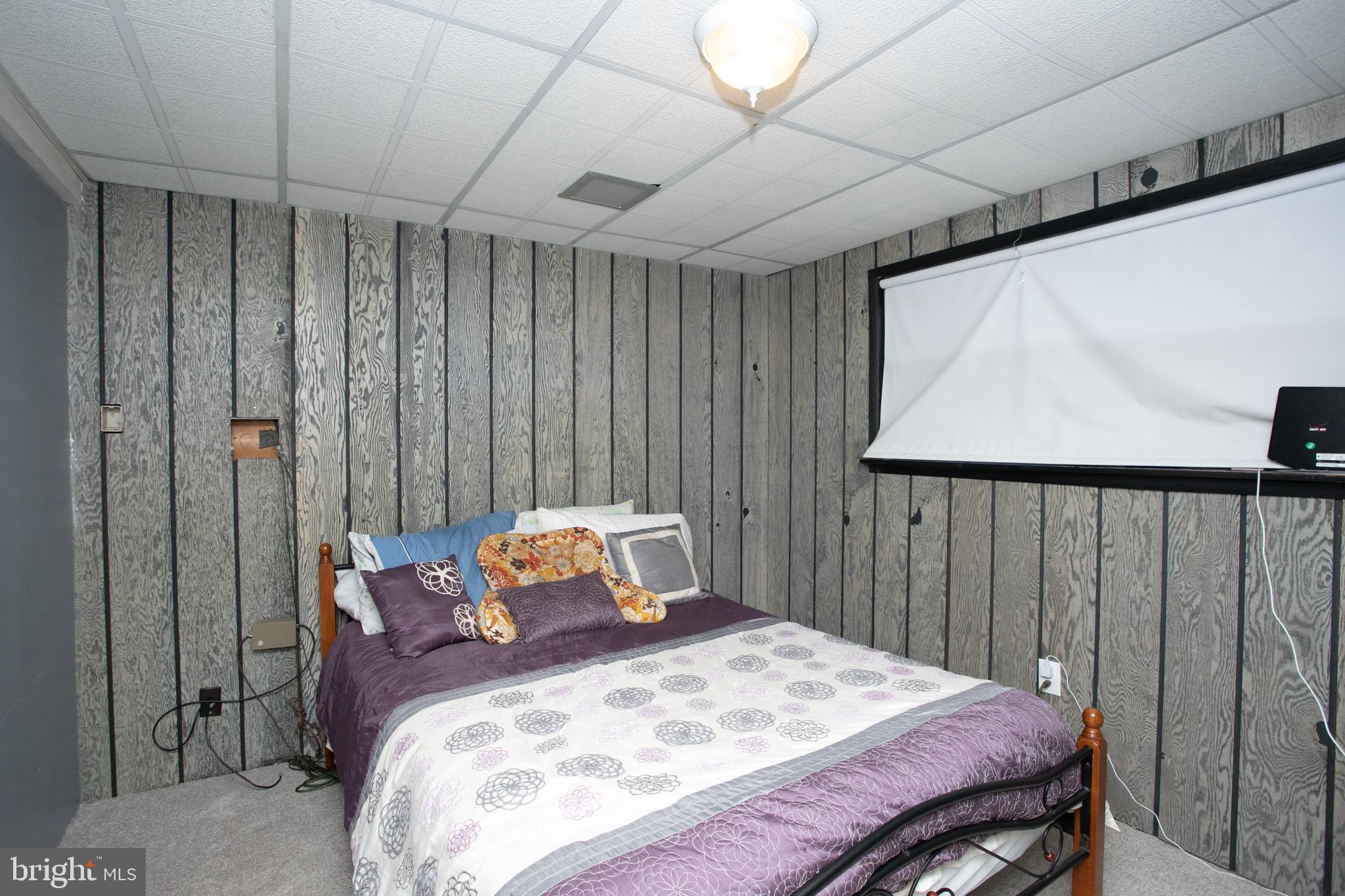 POMFRET ESTATES - Residential