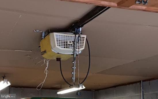 POMFRET ESTATES - Residential