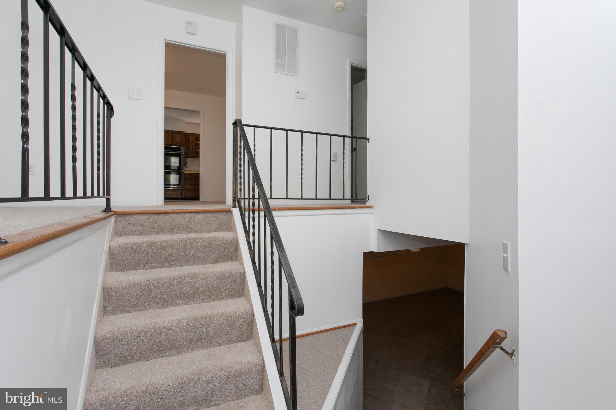 POMFRET ESTATES - Residential