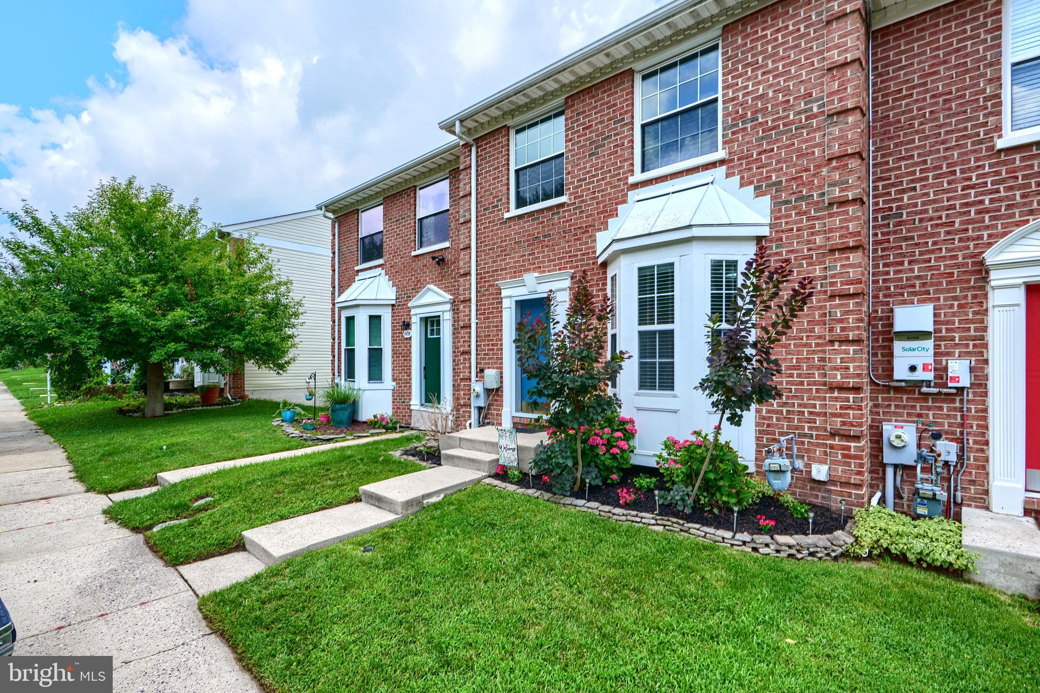 4412 GREENWICH COURT
