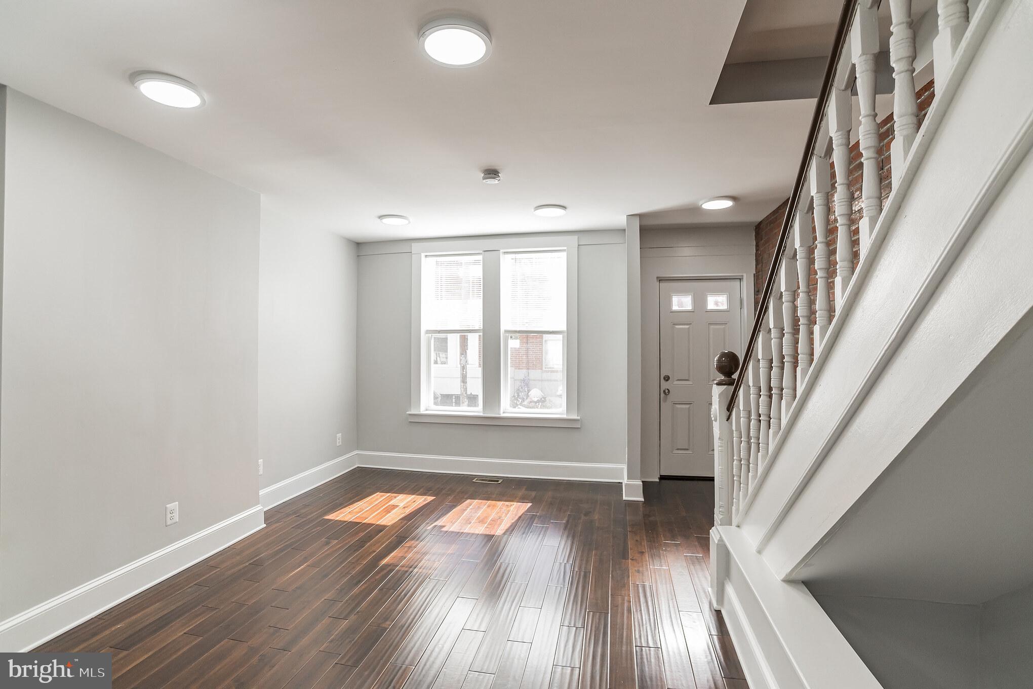 POINT BREEZE - Residential