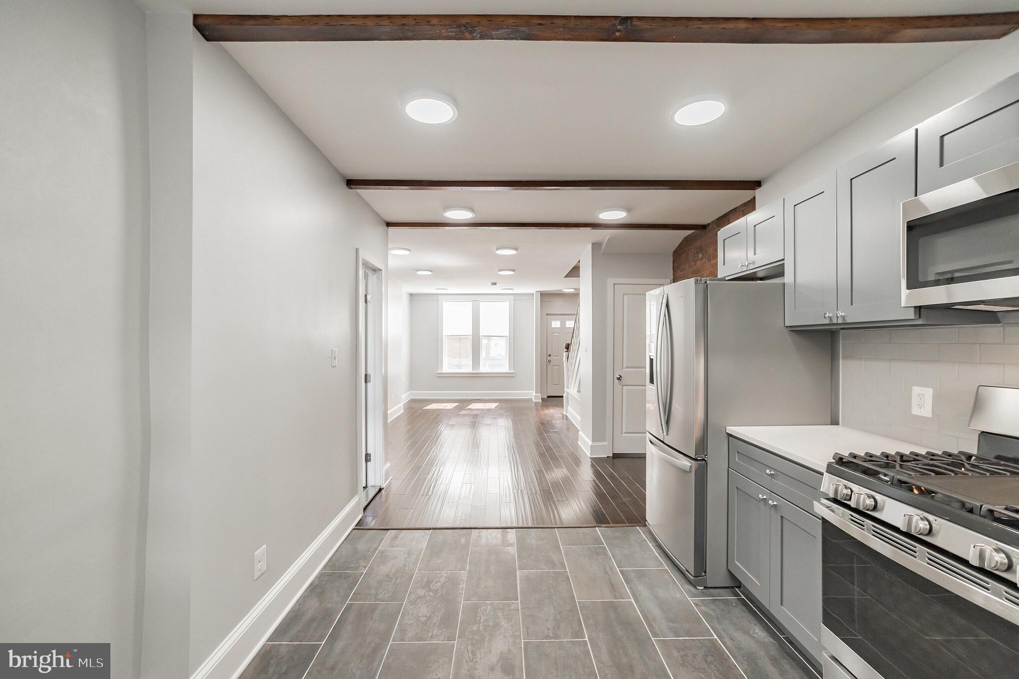 POINT BREEZE - Residential