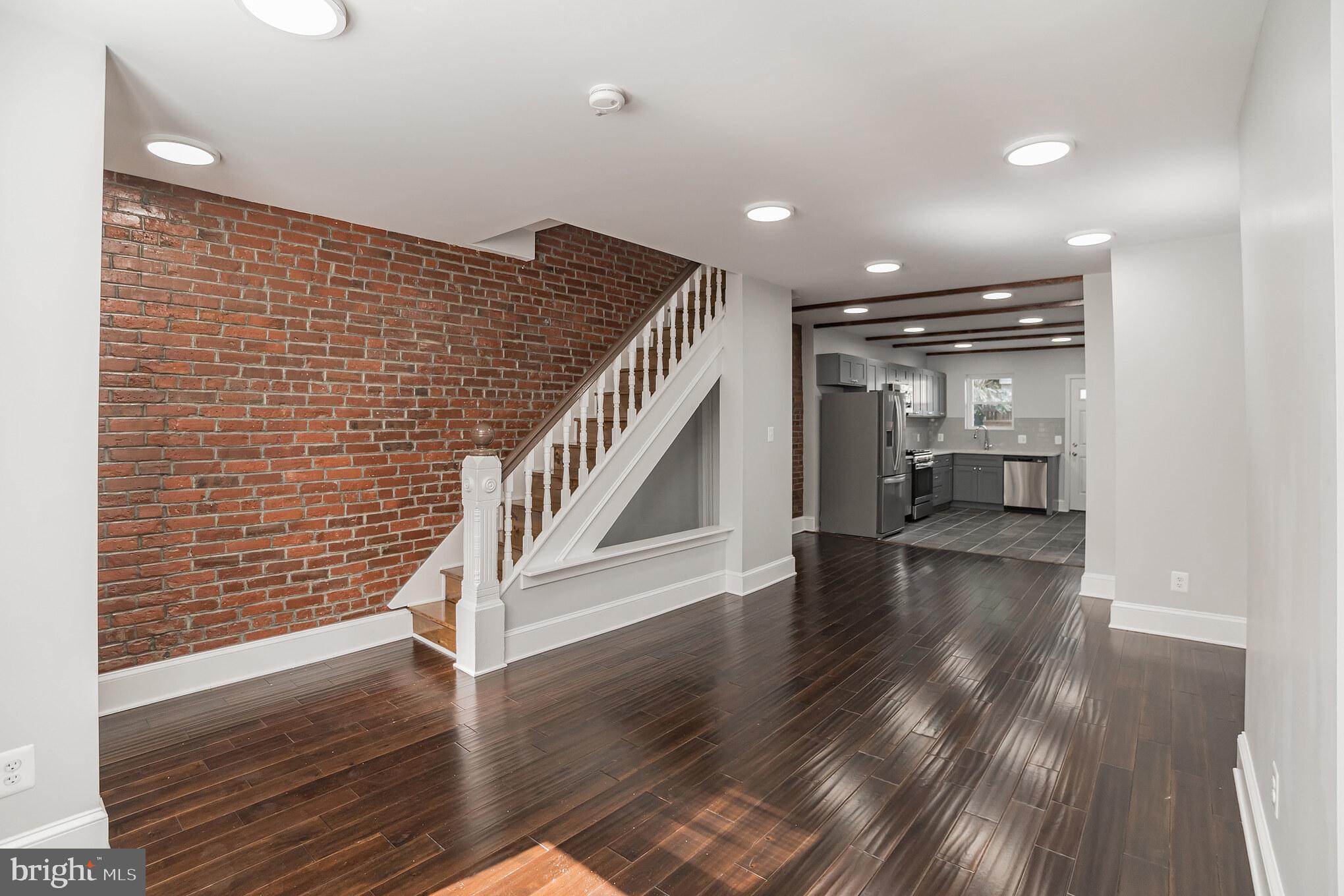 POINT BREEZE - Residential