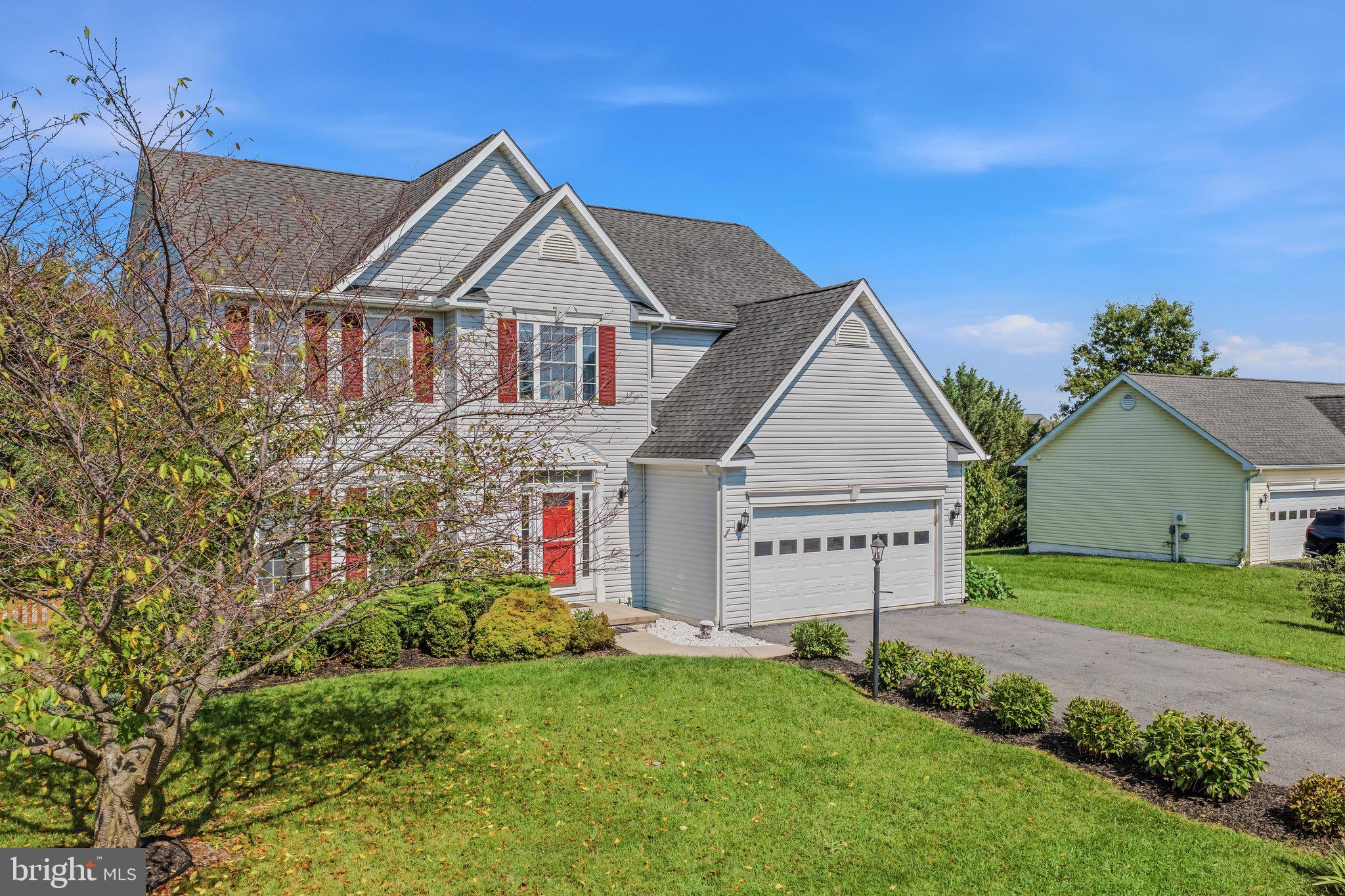 13 CREIGHTON COURT