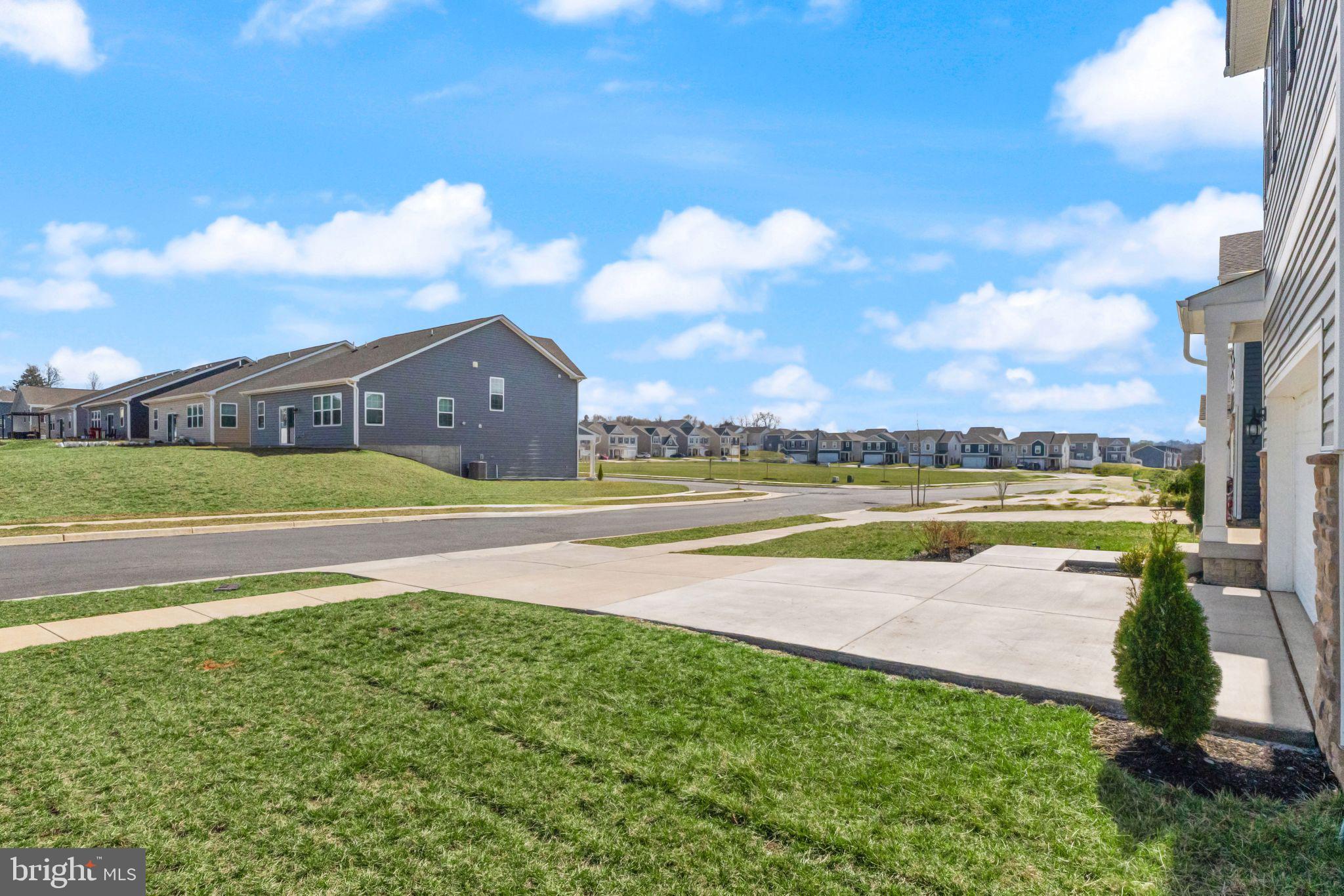 WEST WIND - Residential