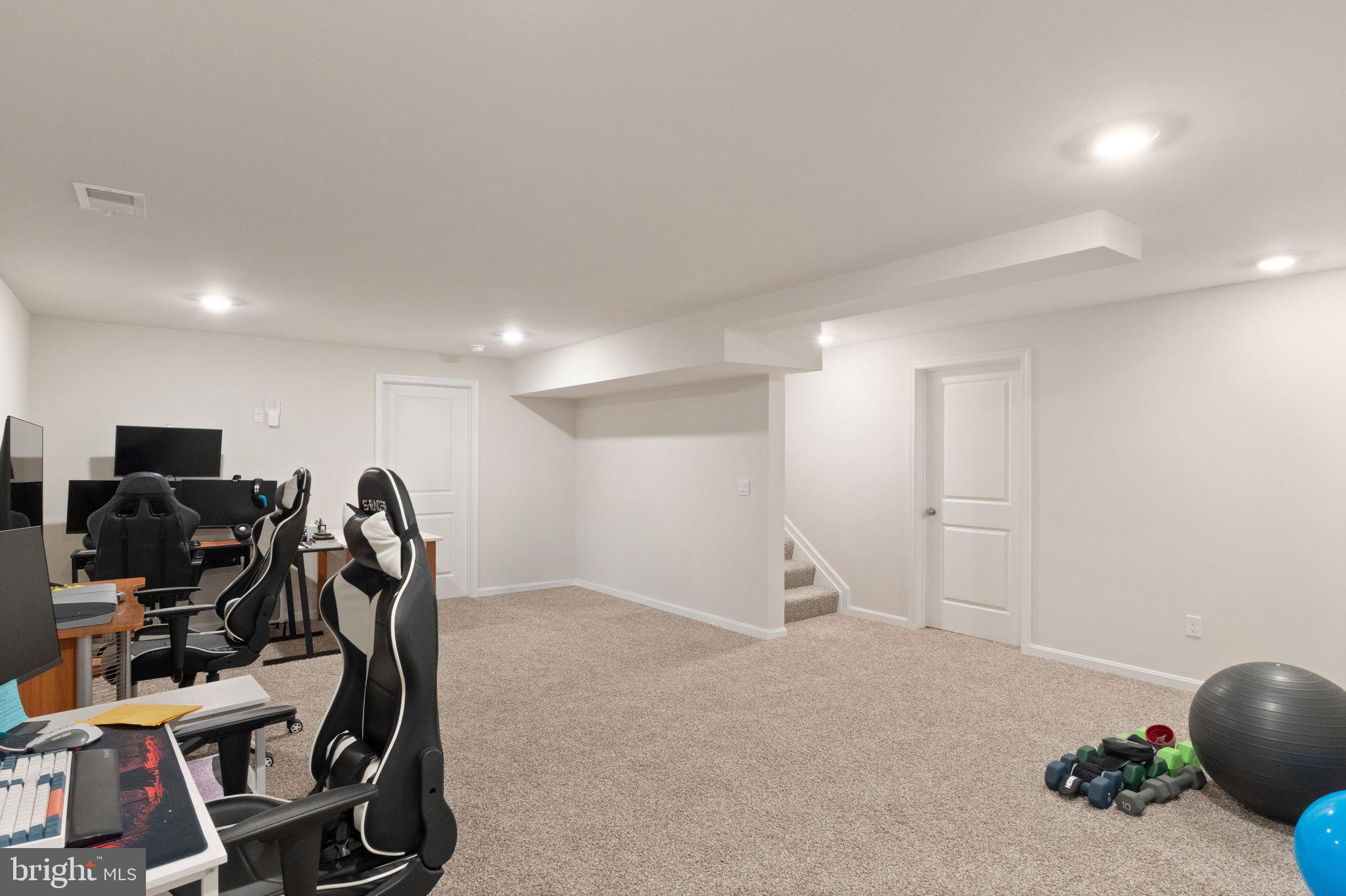 WEST WIND - Residential