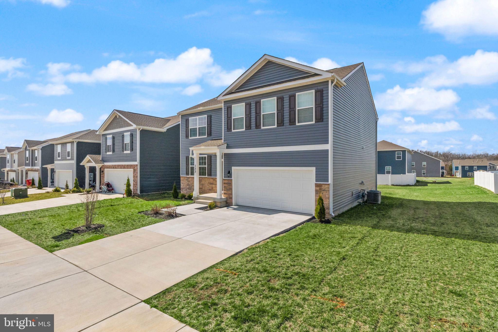 WEST WIND - Residential