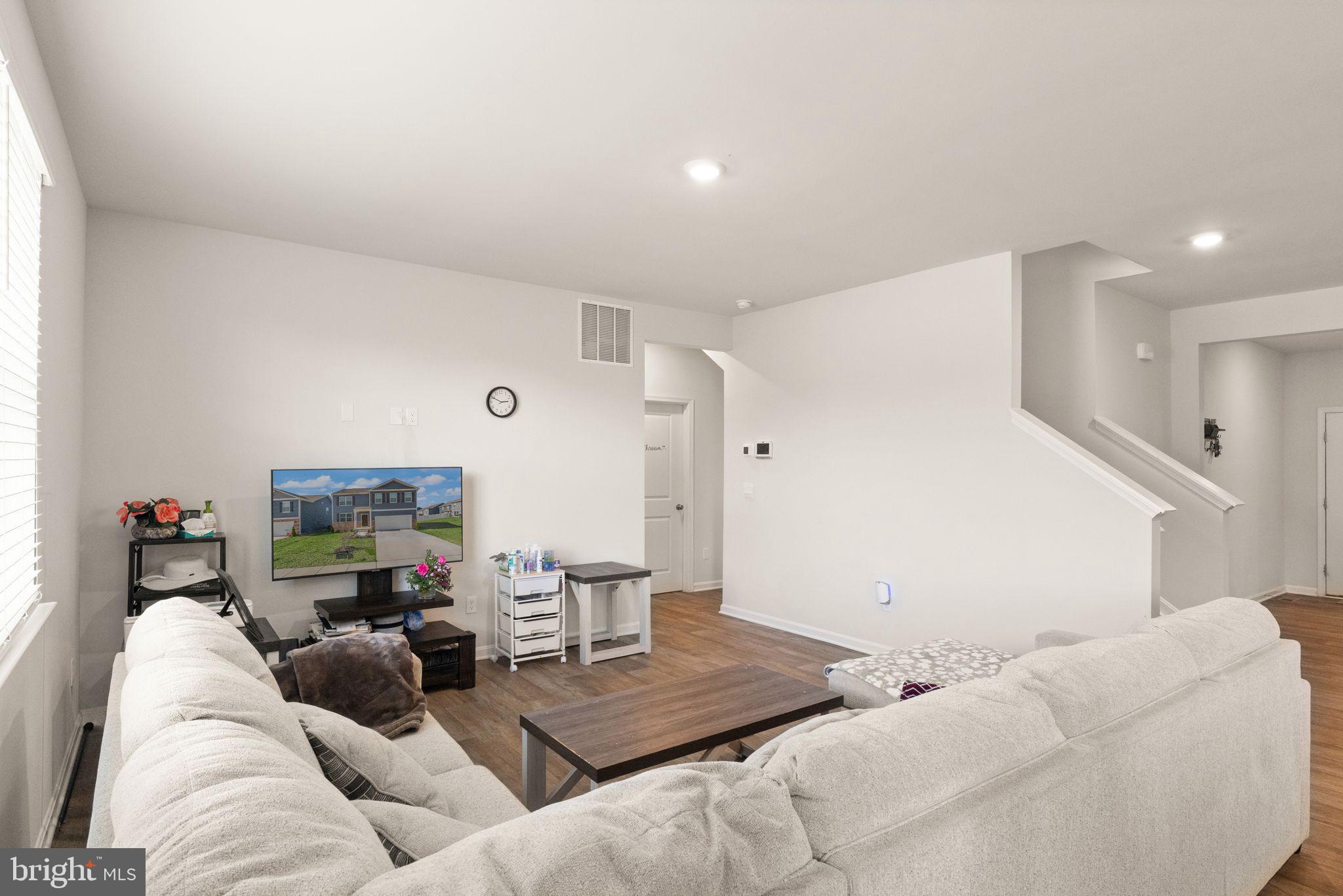 WEST WIND - Residential