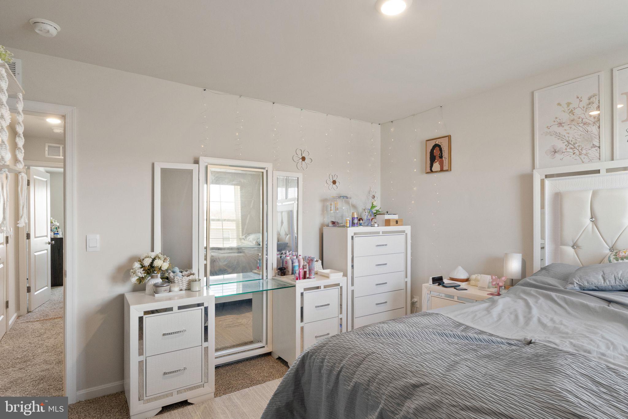 WEST WIND - Residential