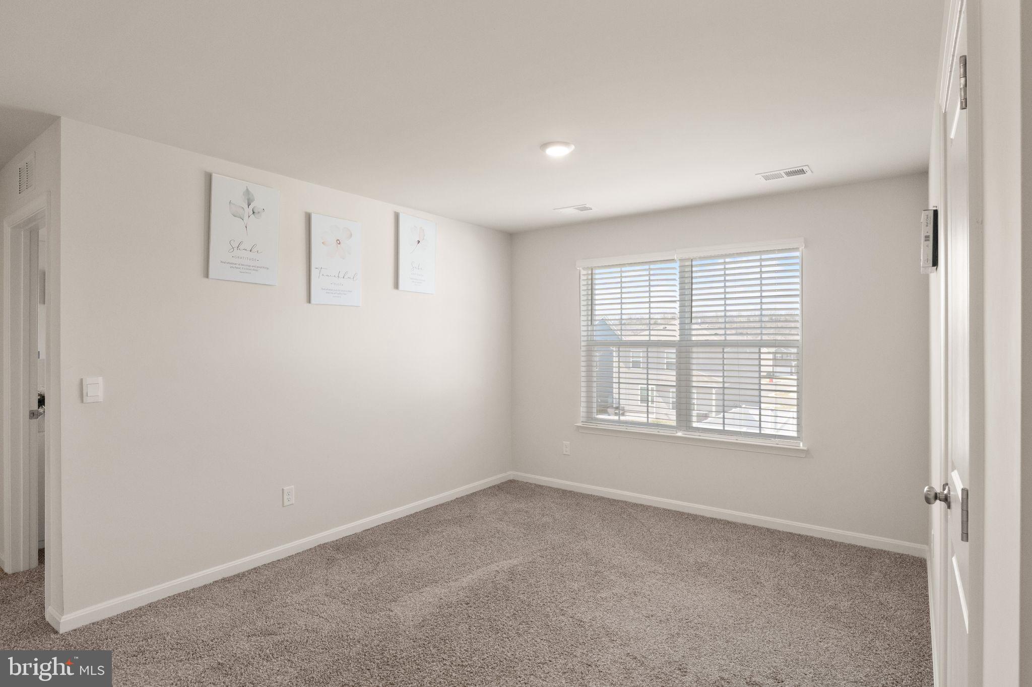 WEST WIND - Residential