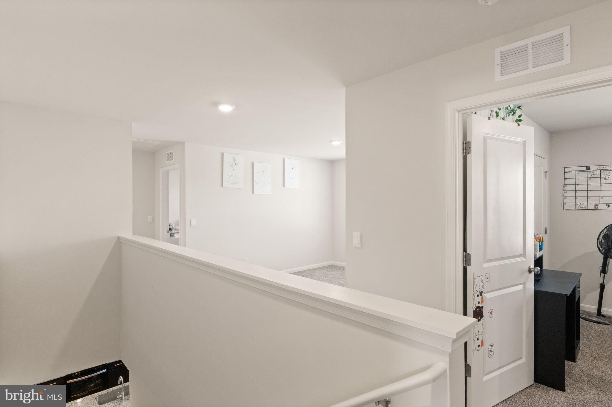 WEST WIND - Residential