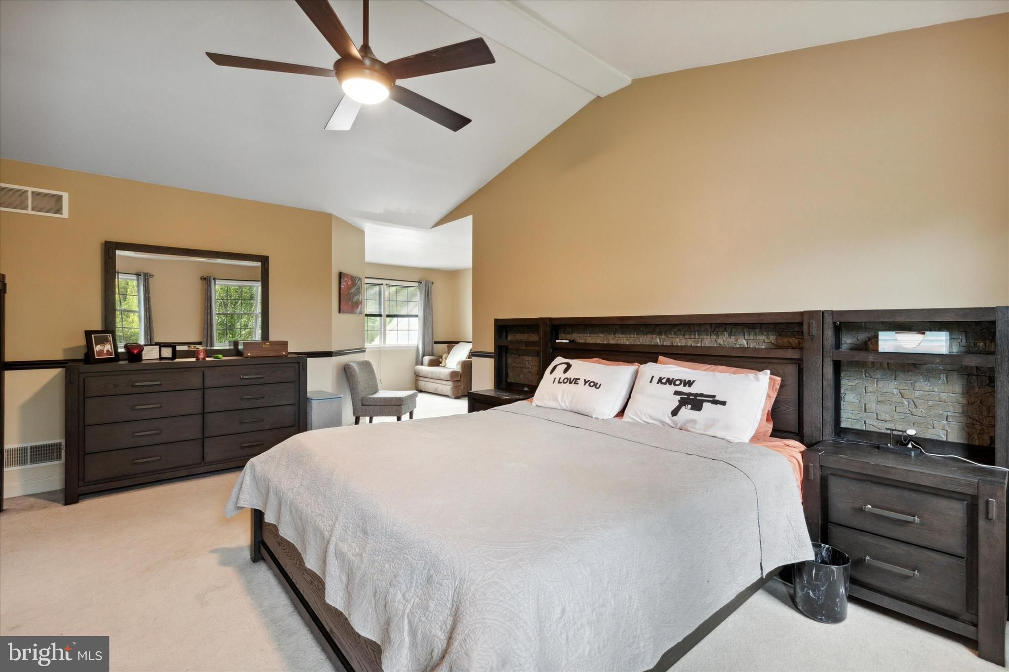 WOODS EDGE - Residential