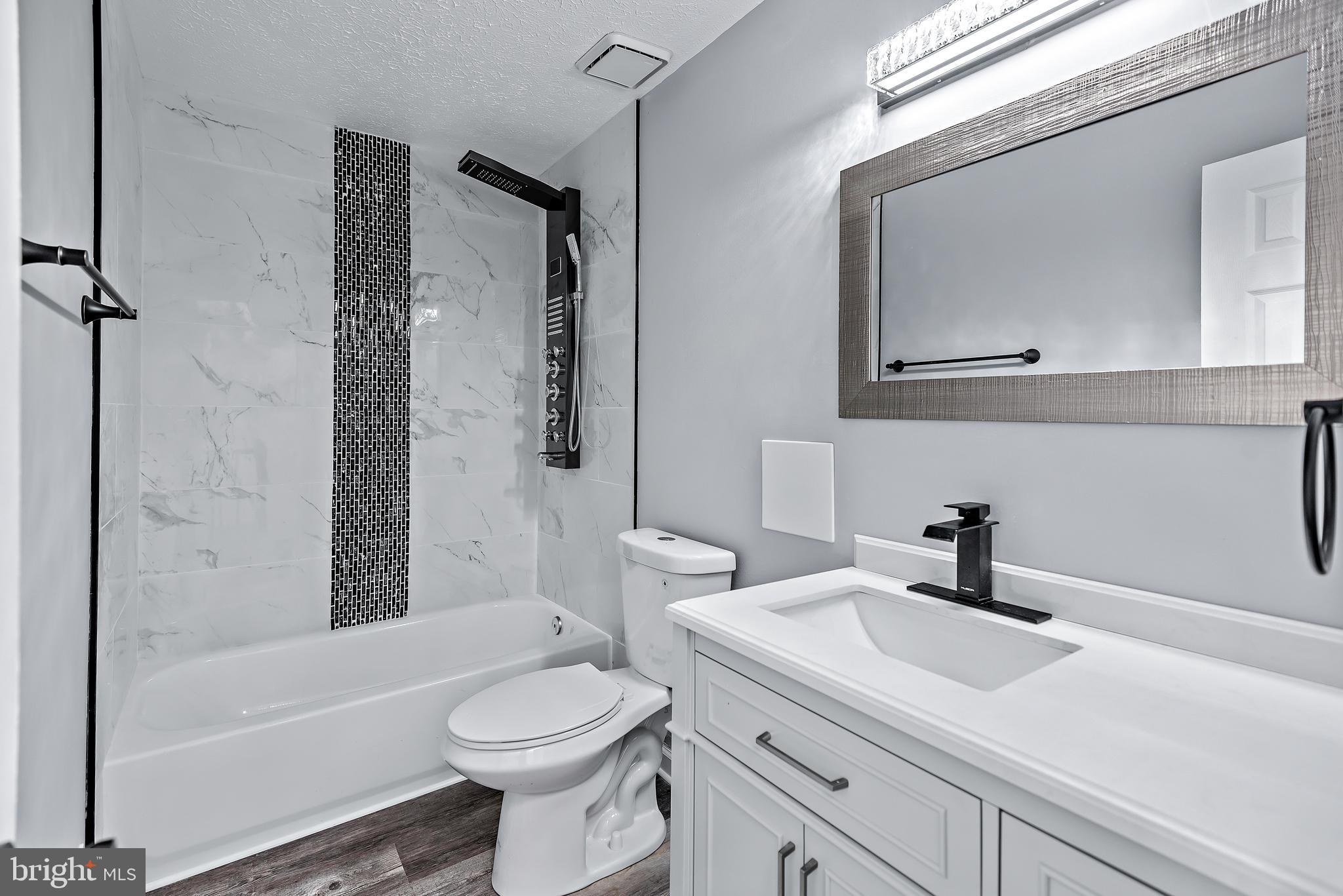 GLEN ORA PLAT FIFTEEN - Residential