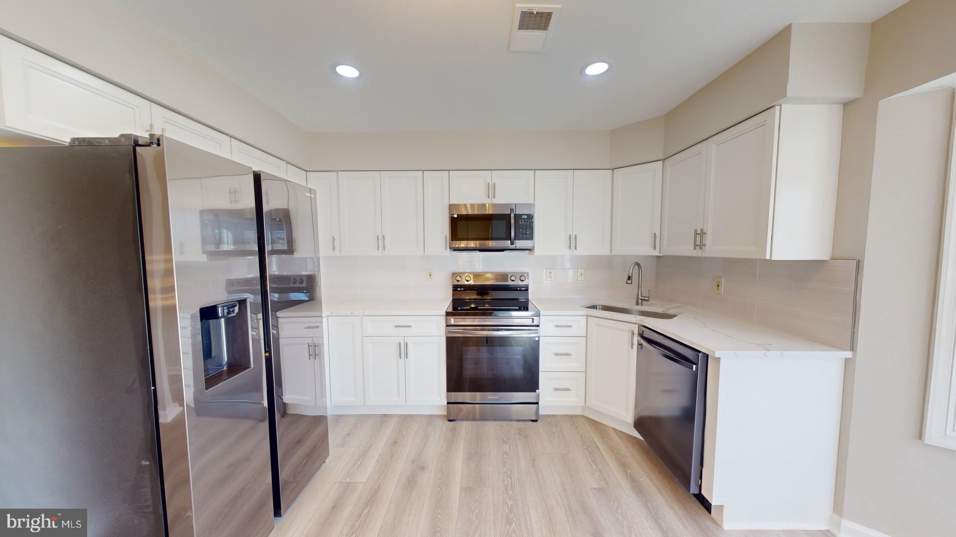 CLINTON DALE TOWNHOUSES - Residential