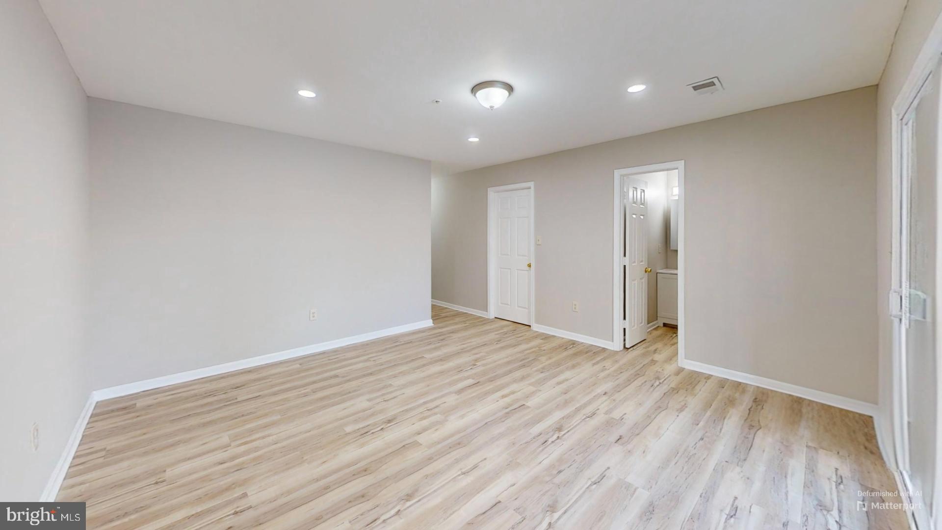 CLINTON DALE TOWNHOUSES - Residential