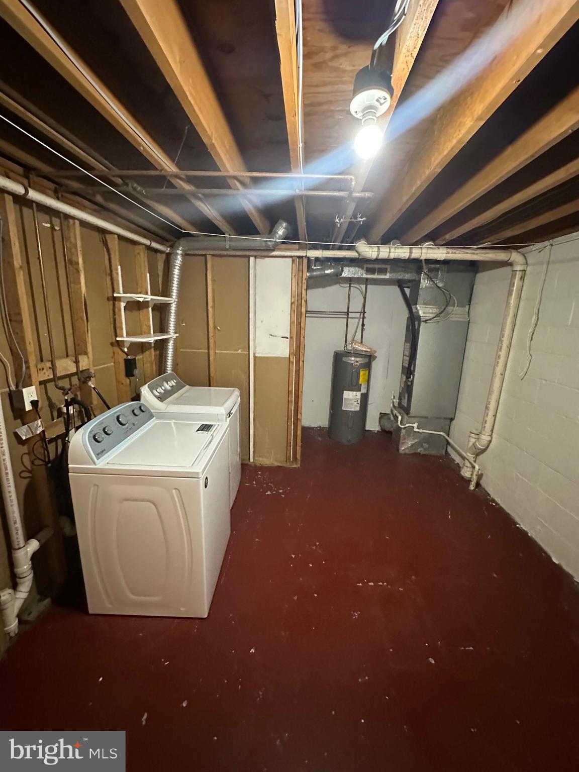 MARINE OAKS VILLAGE - Residential