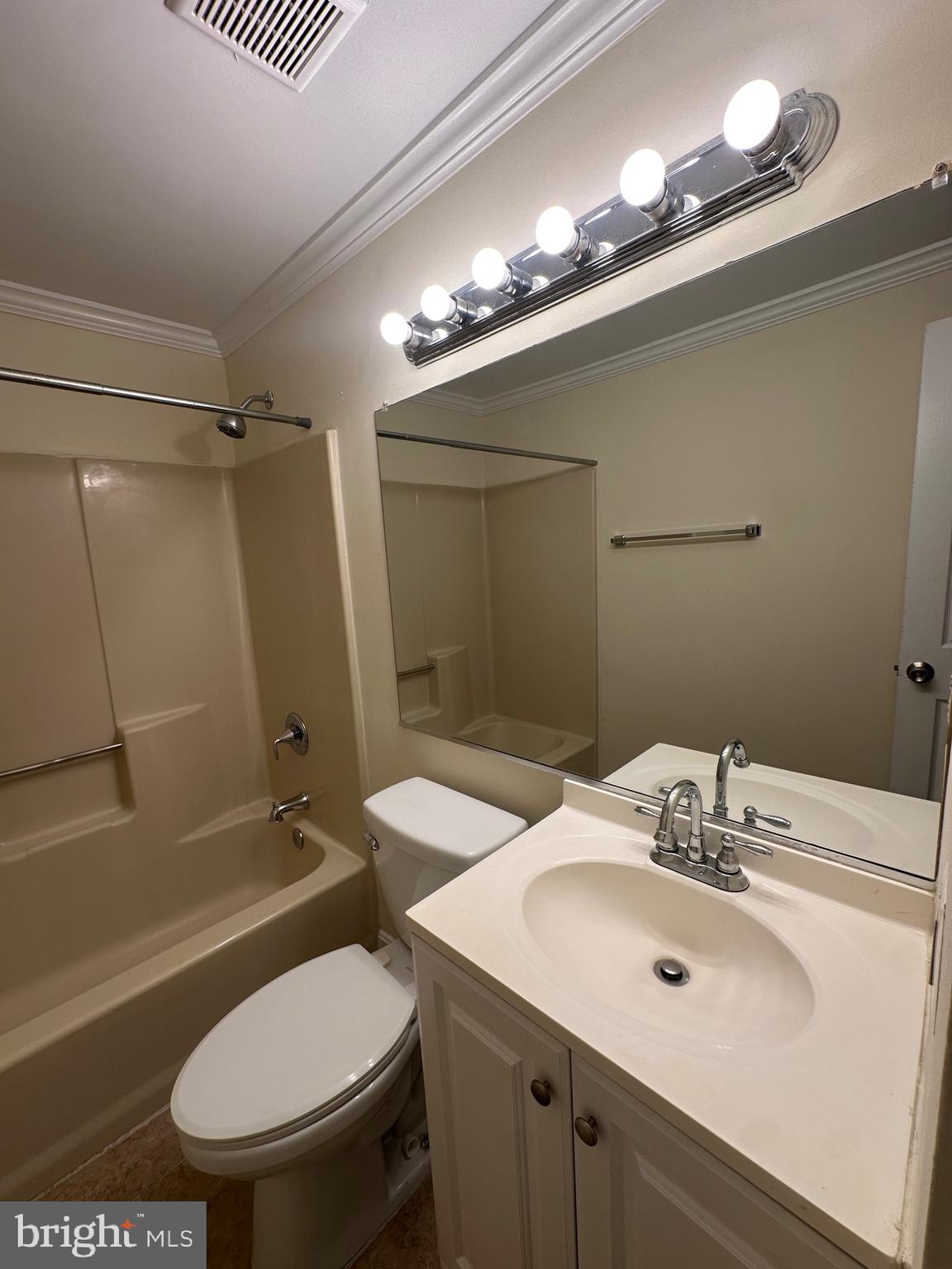 MARINE OAKS VILLAGE - Residential