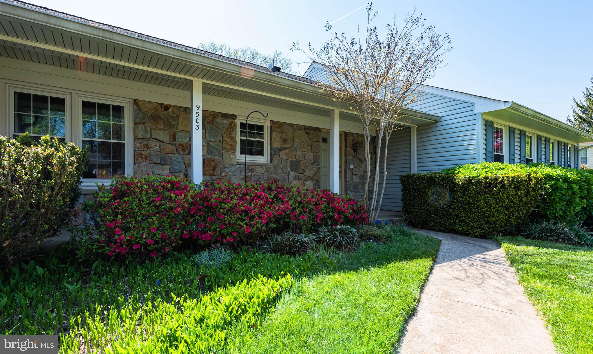 LOCUST HILL - Residential Lease