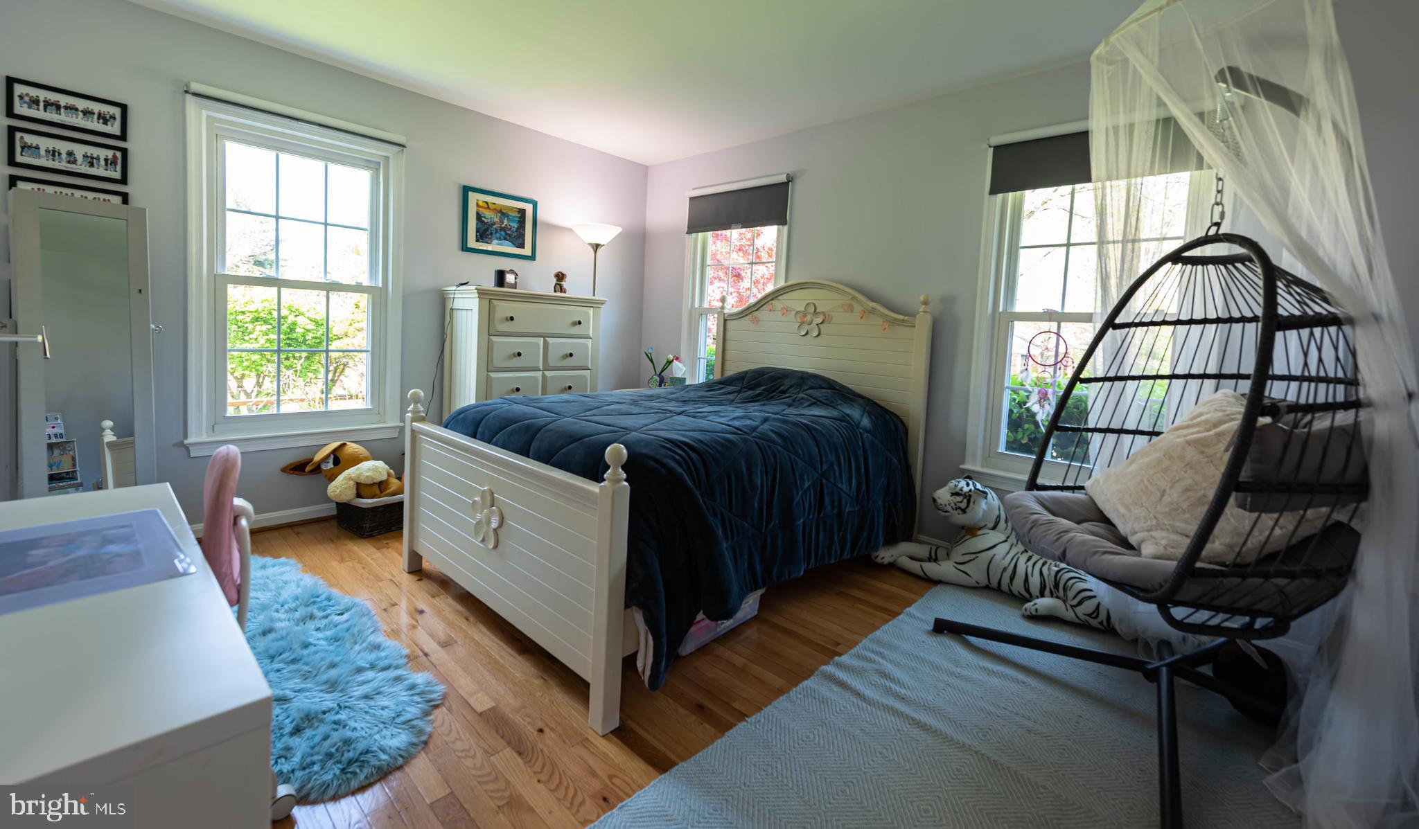 LOCUST HILL - Residential Lease