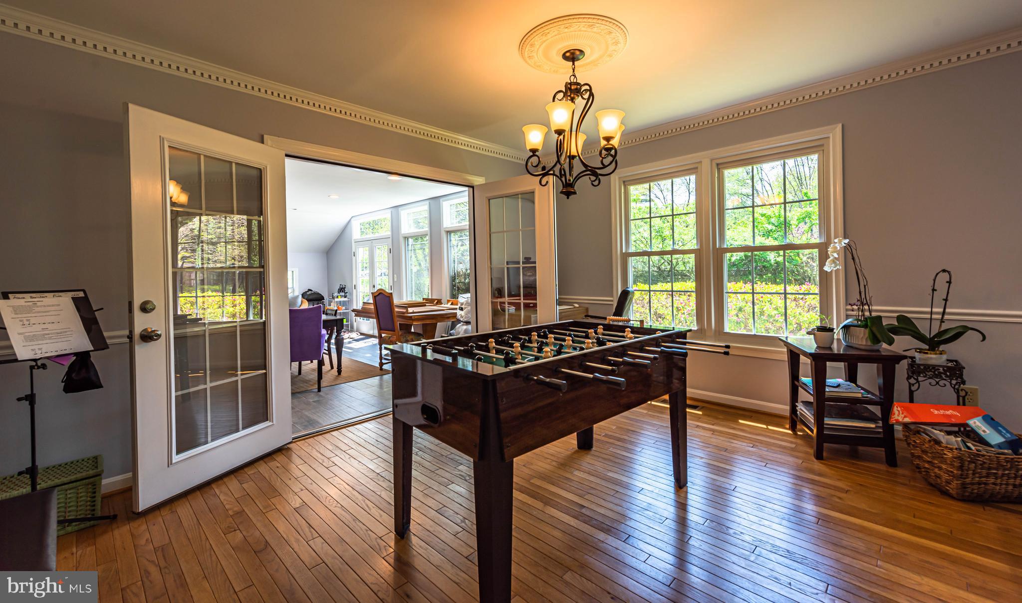 LOCUST HILL - Residential Lease