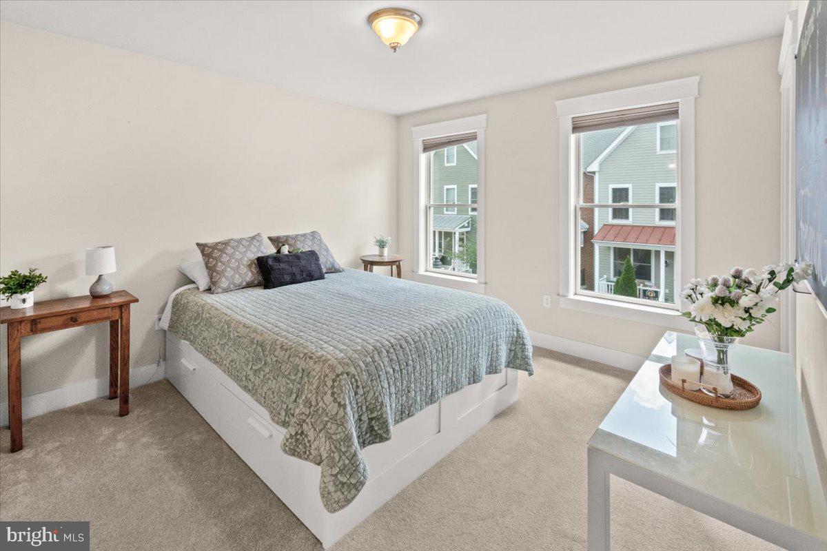 DOWNTOWN FREDERICK - Residential