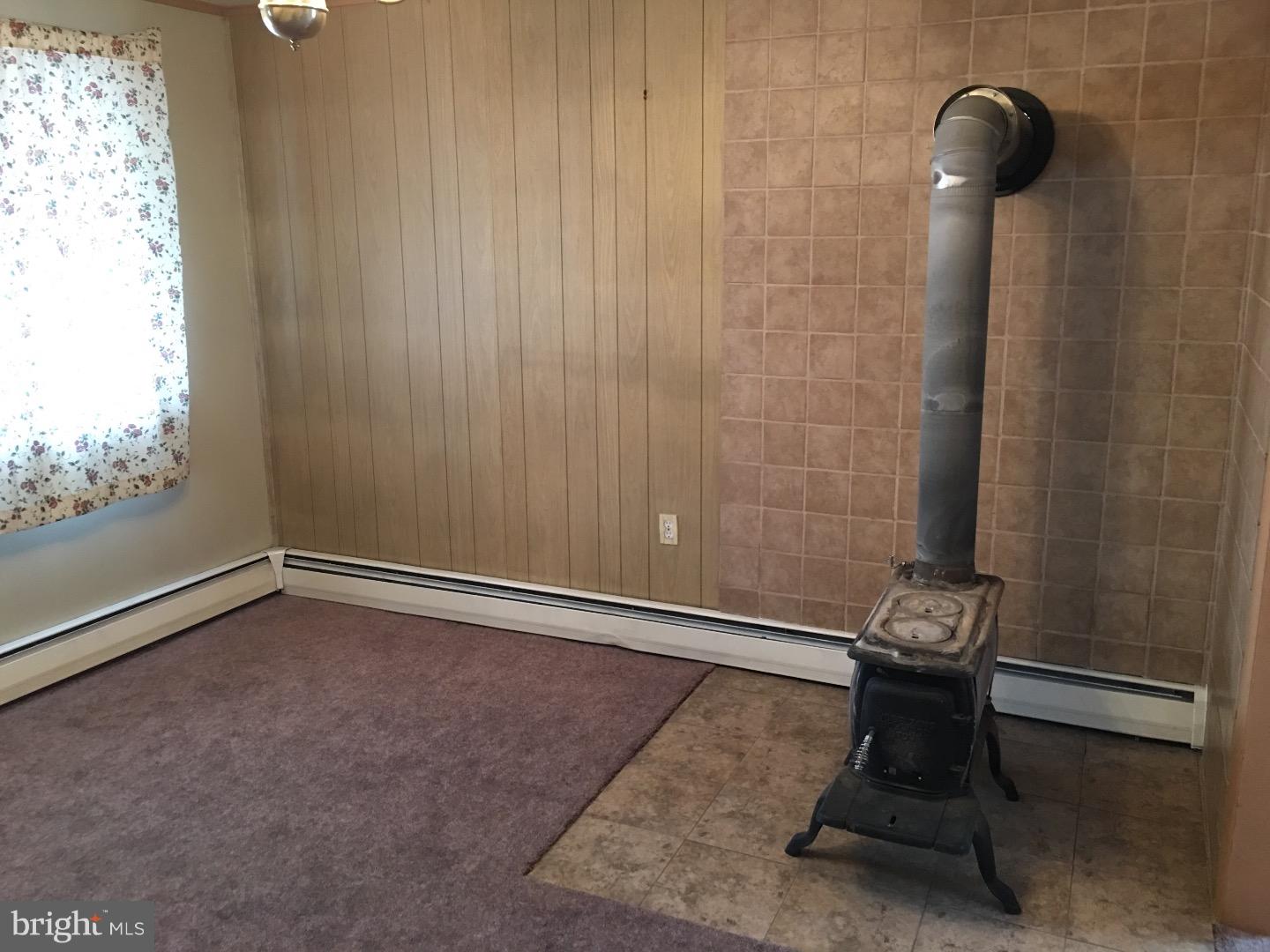 NEW MINERSVILLE - Residential