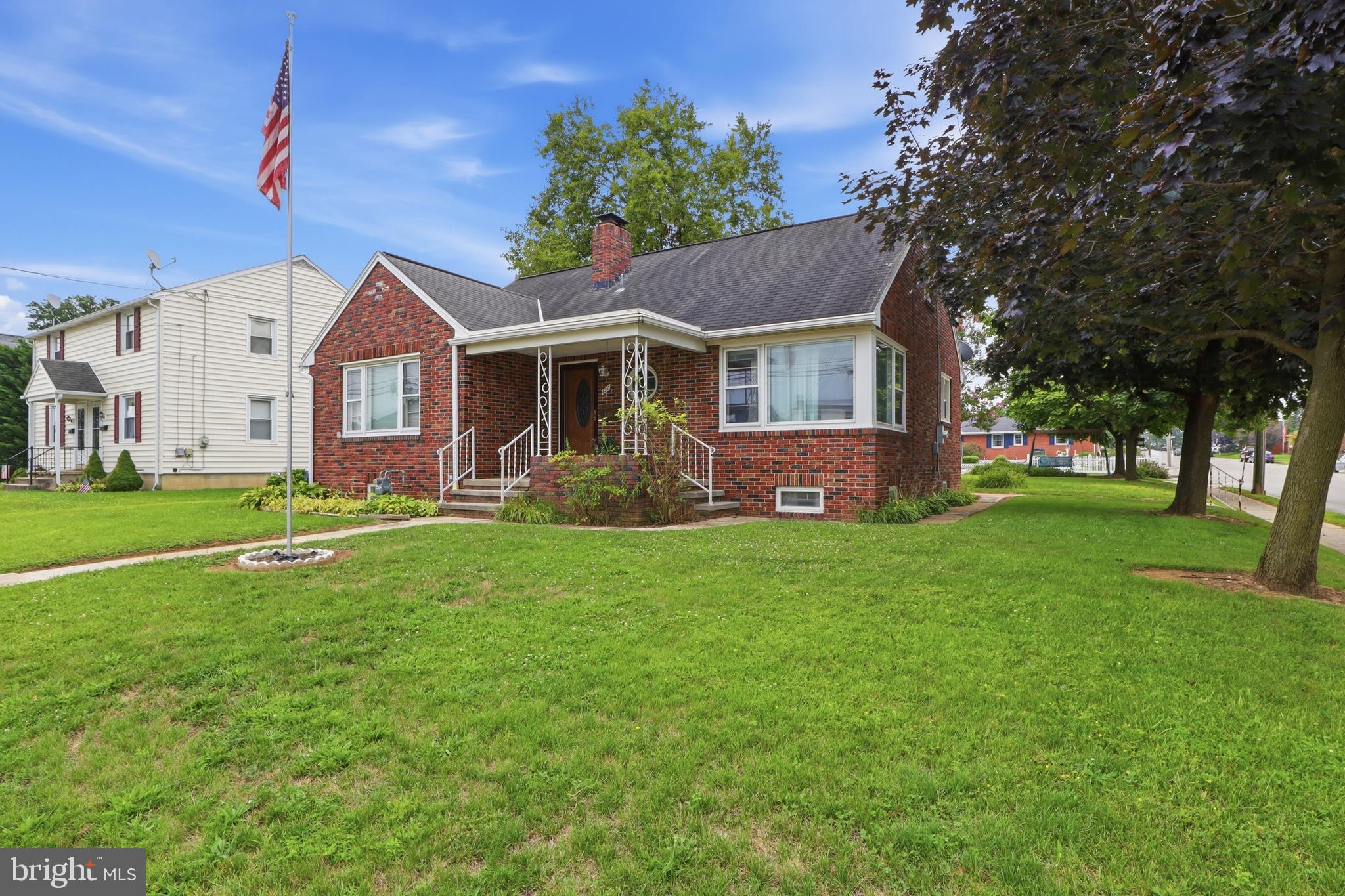120 MAPLE AVENUE