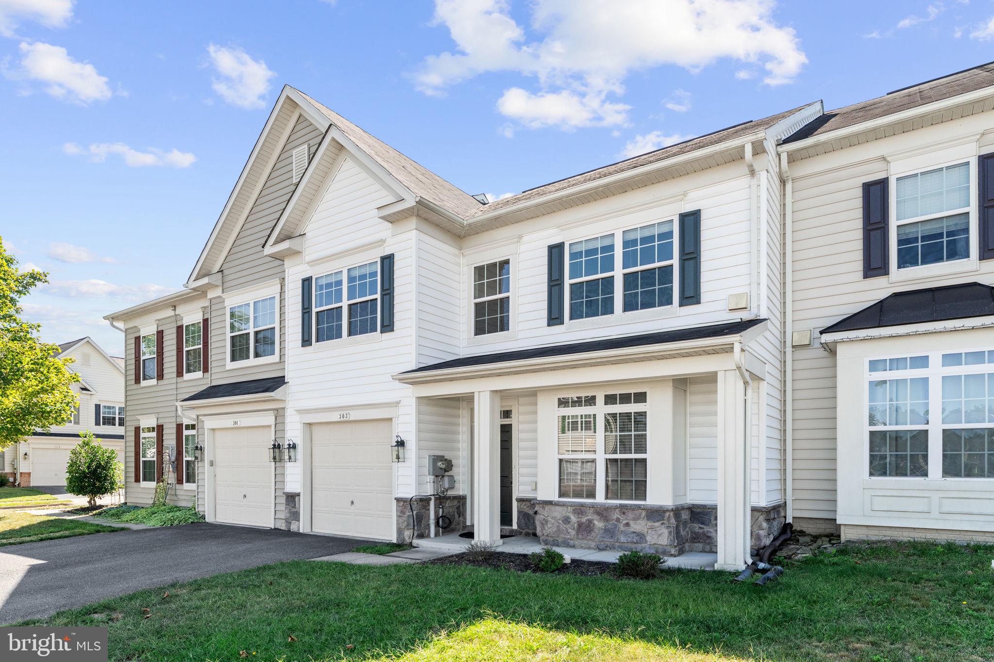 303 PRESTWICK LANE
