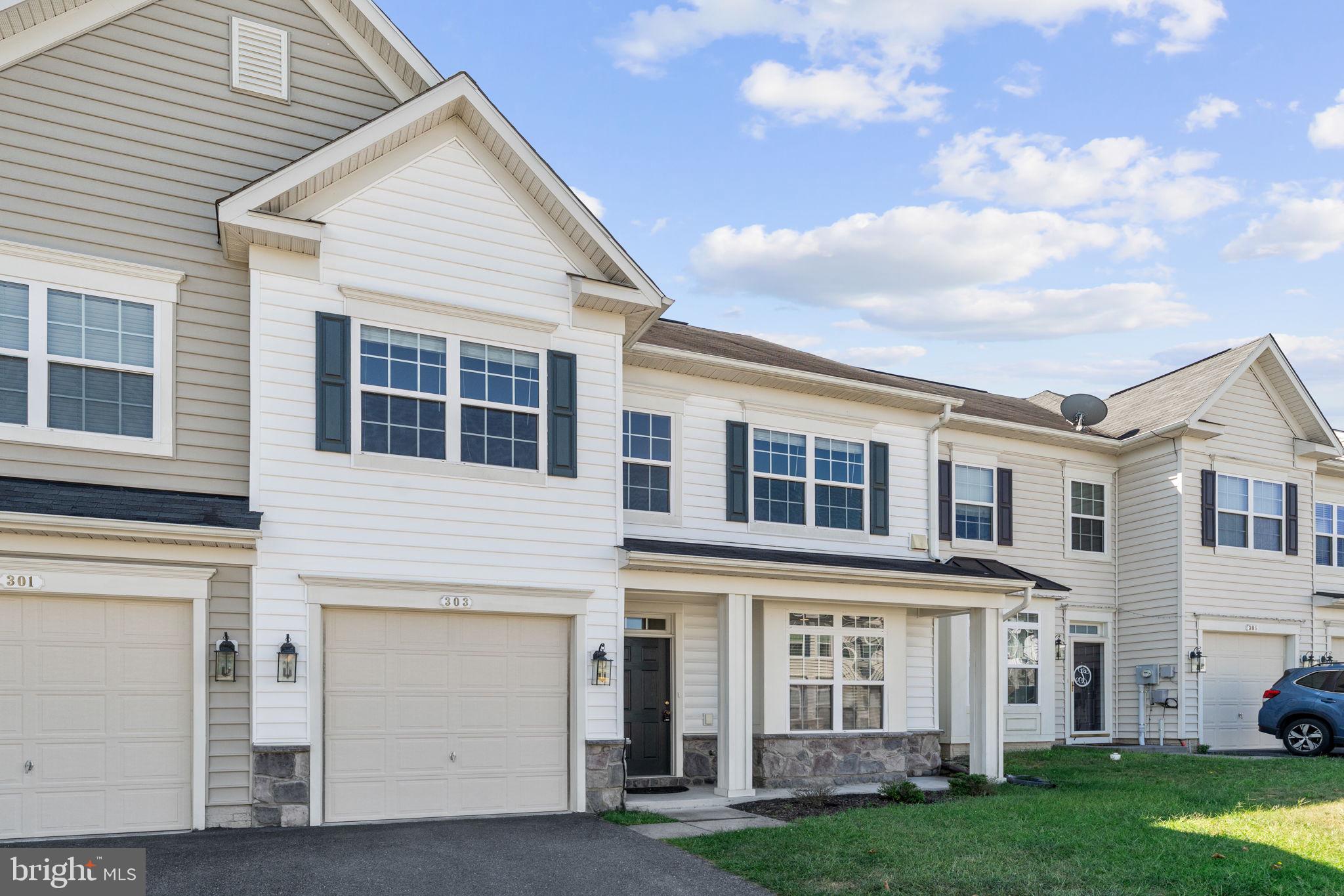 303 PRESTWICK LANE