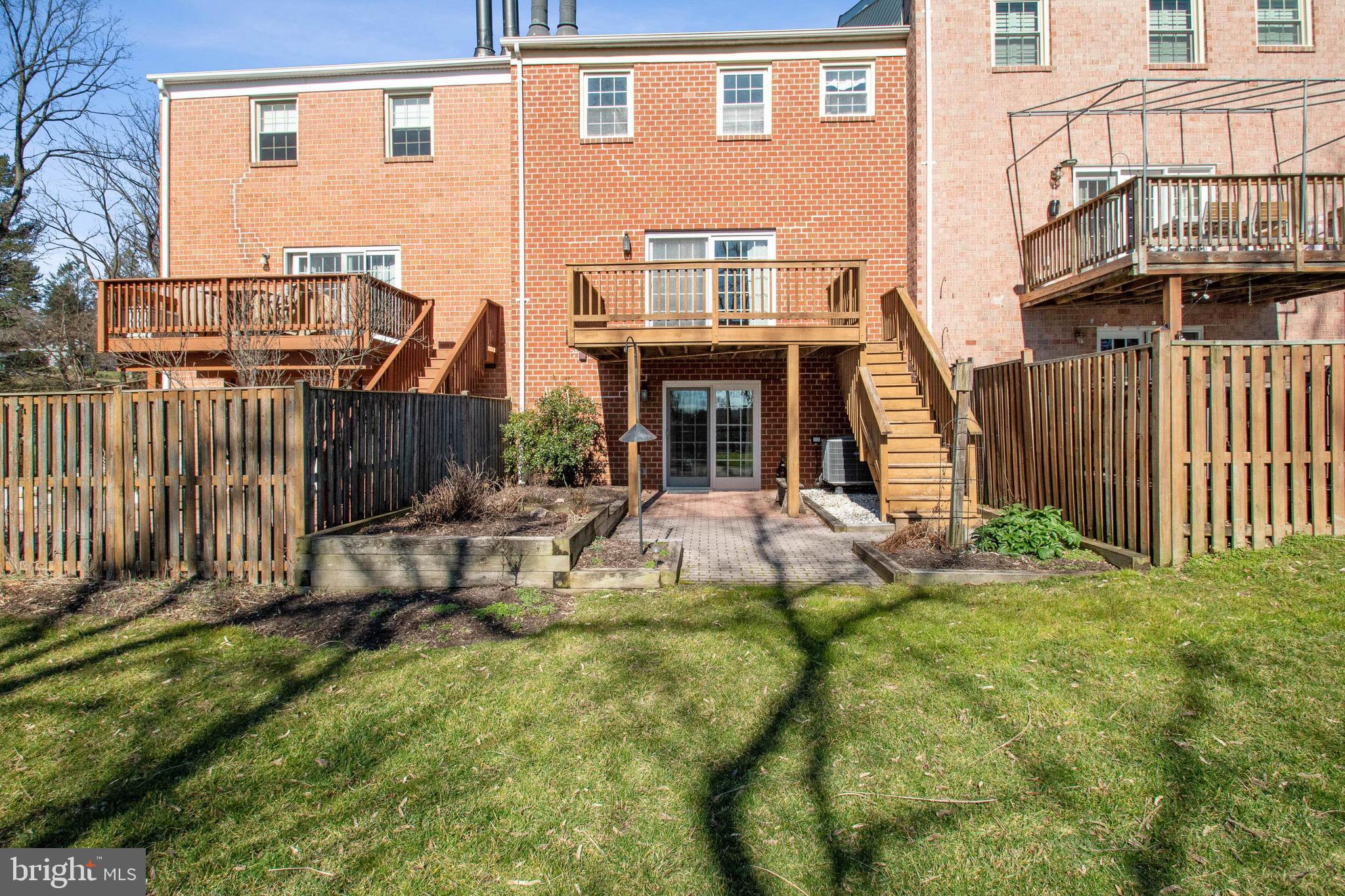 CHAPEL HILL - Residential