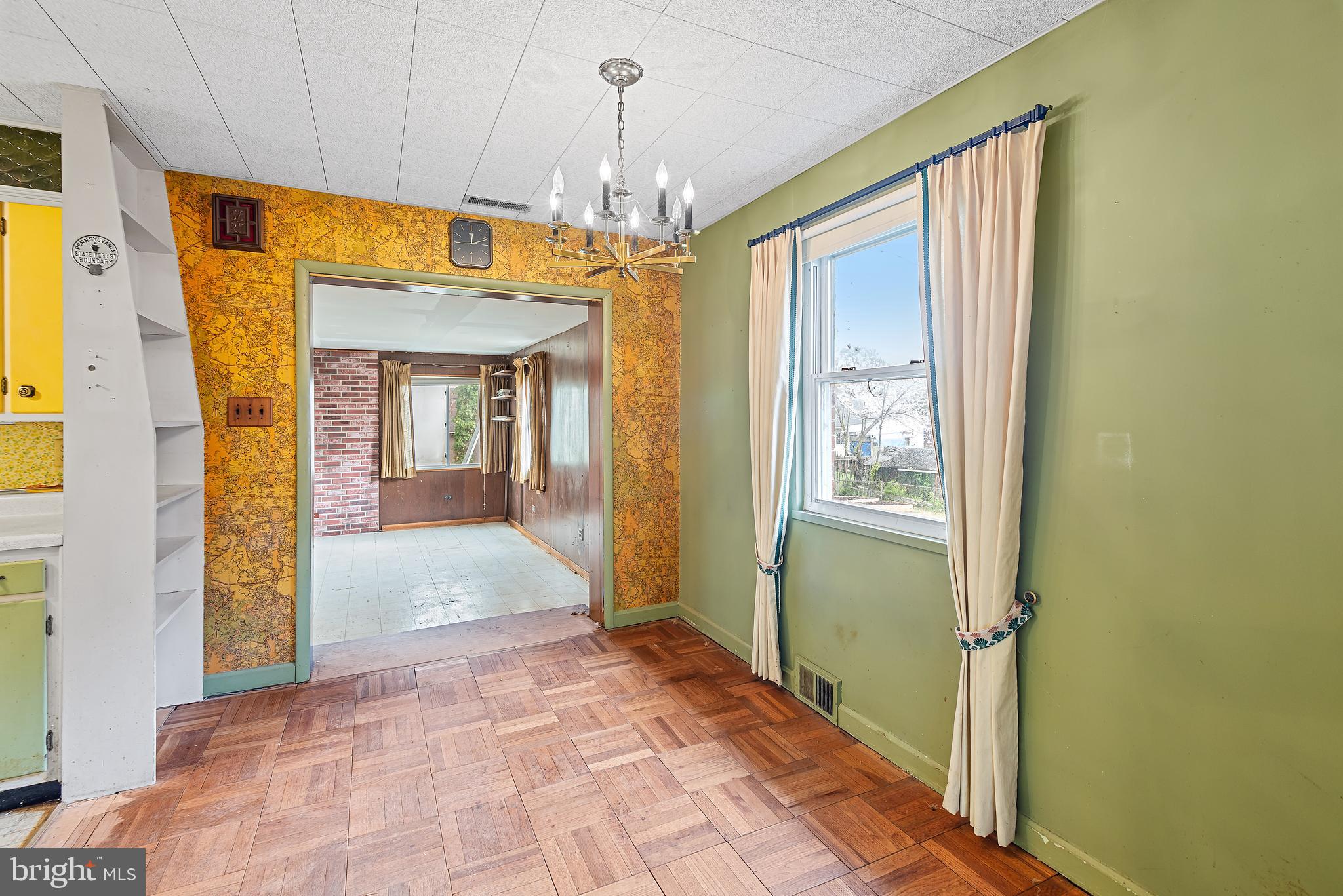 CARROLL KNOLLS - Residential