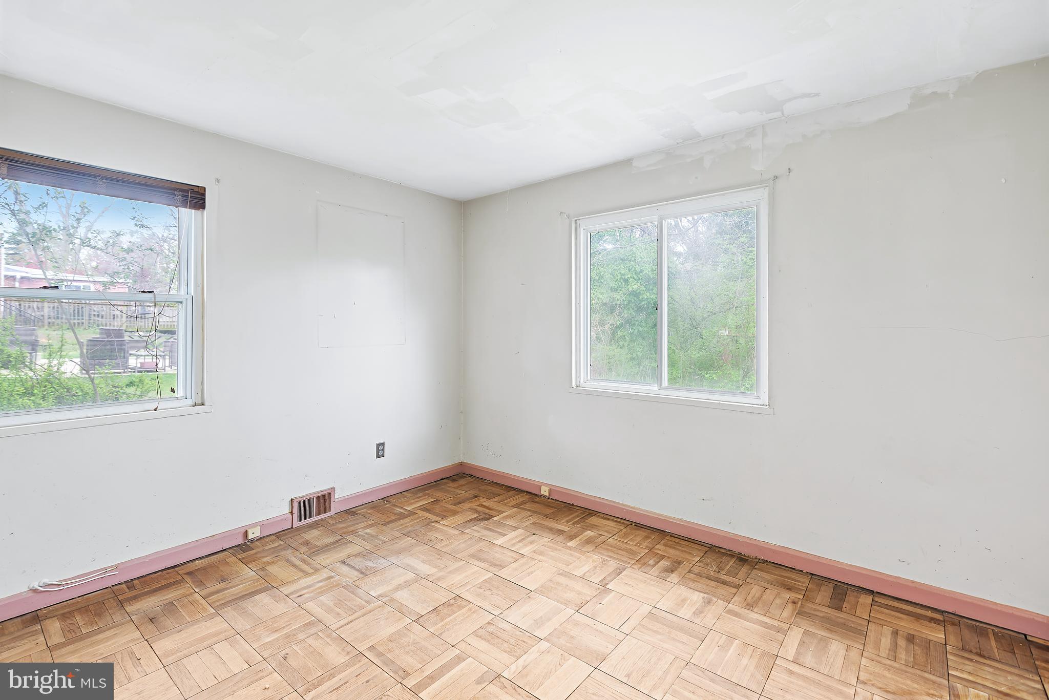 CARROLL KNOLLS - Residential