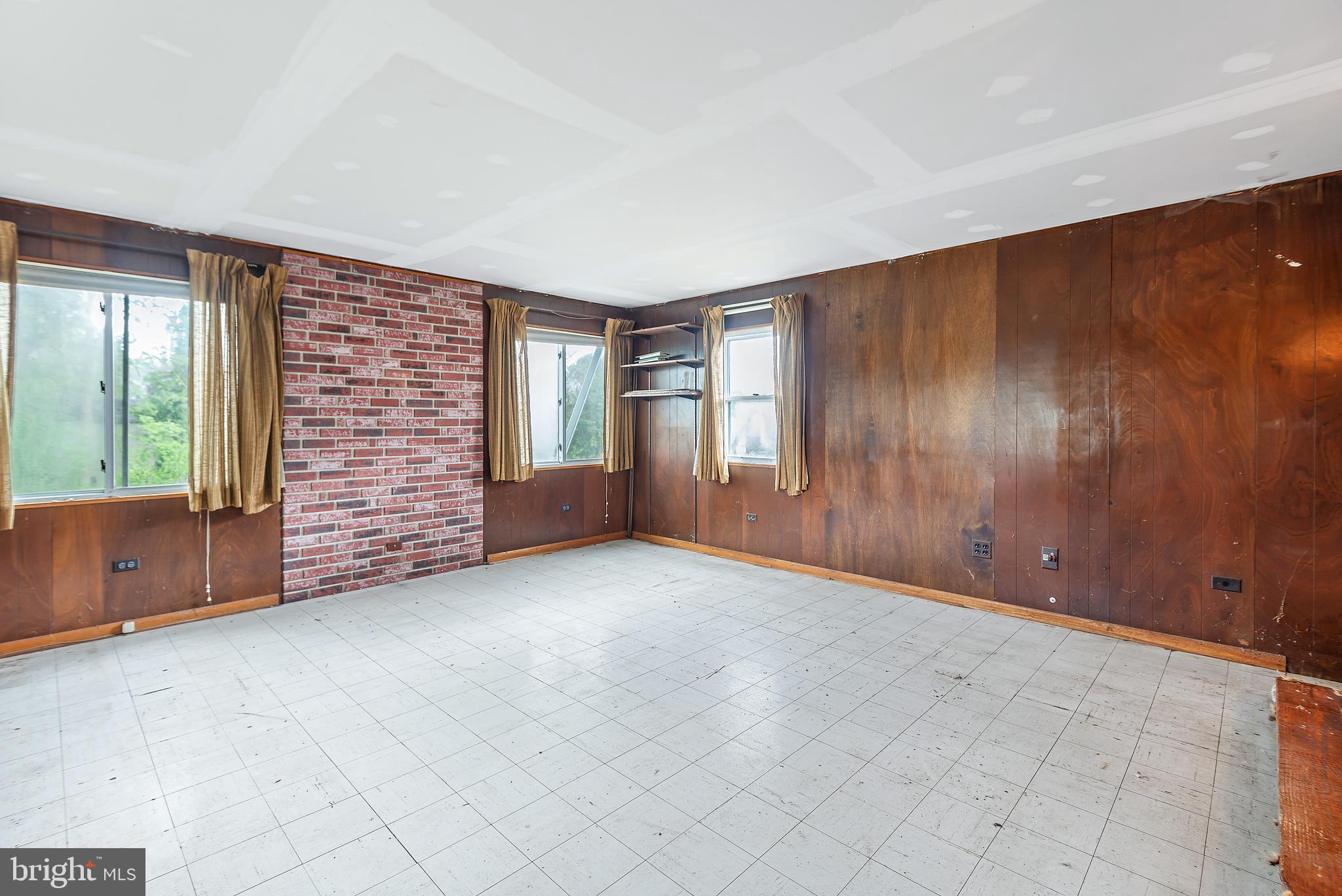 CARROLL KNOLLS - Residential