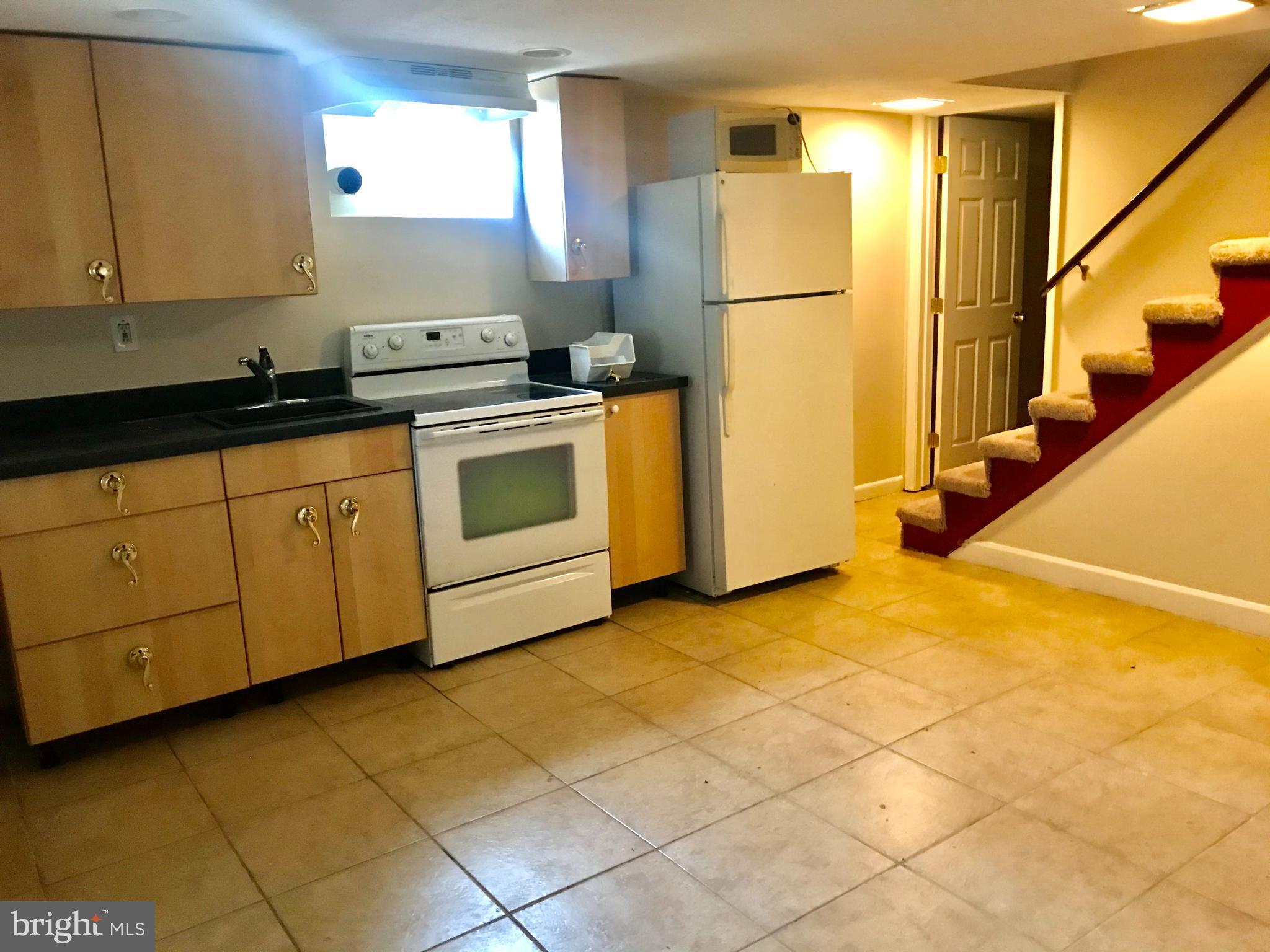 BIRCH - Residential Lease