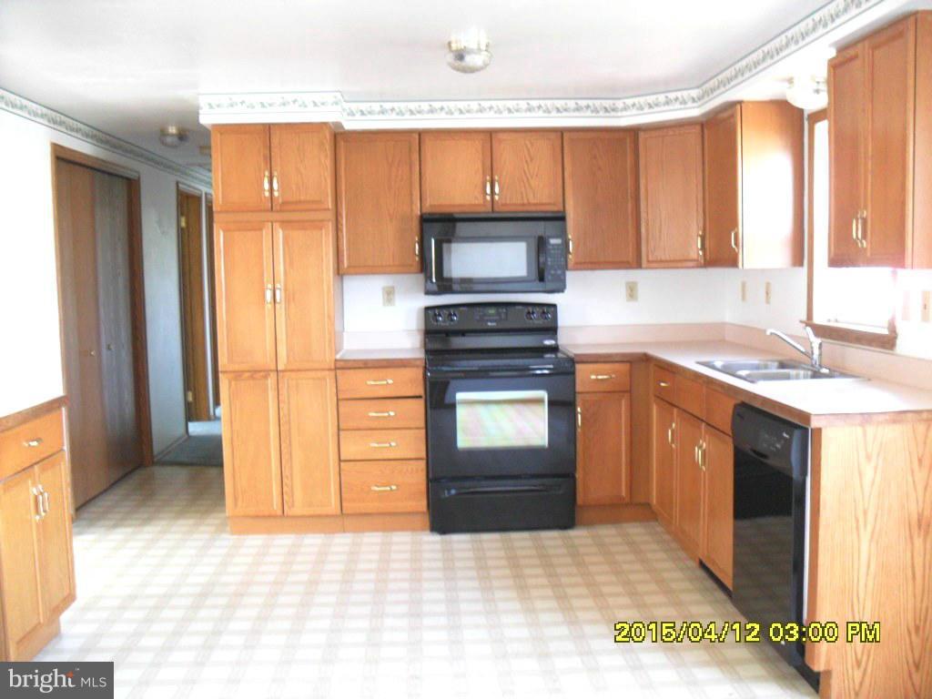 SPRINGFIELD VILLAGE - Residential