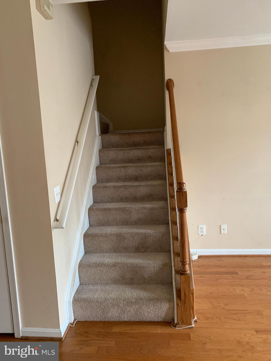 GUNSTON COMMONS - Residential Lease